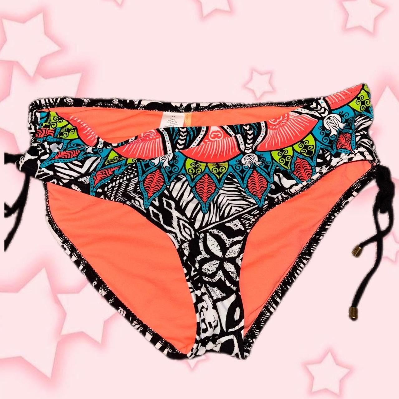 item listed by ouuitsestrella