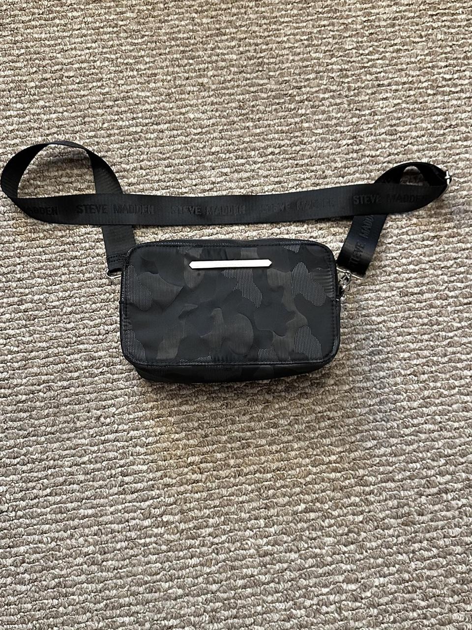 Steve madden camo purse online