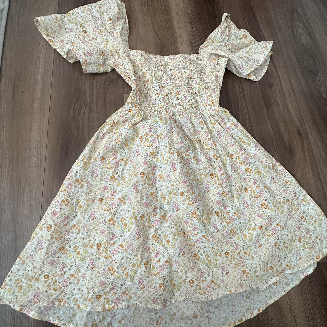 item listed by avahiveley1