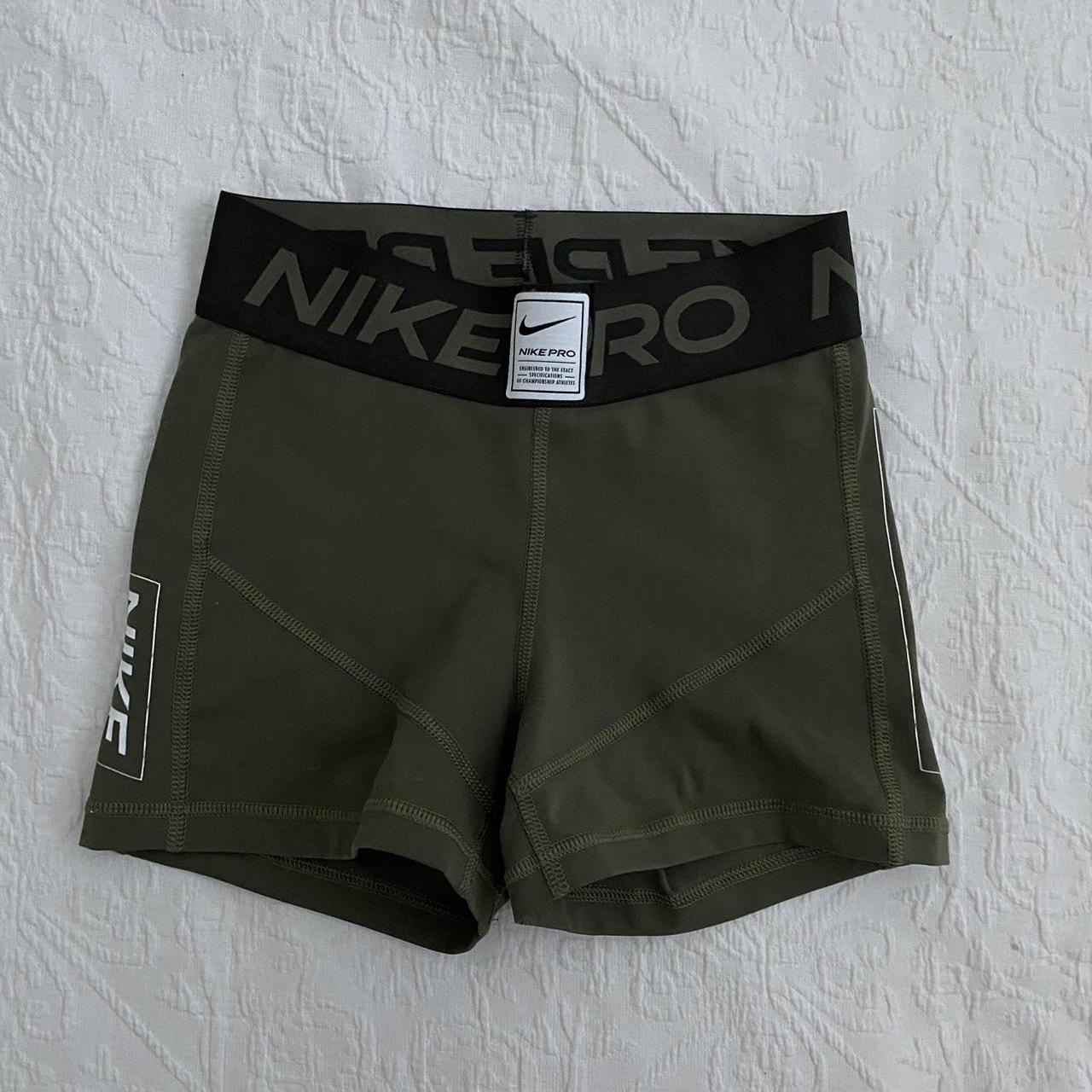 nike pro shorts khaki