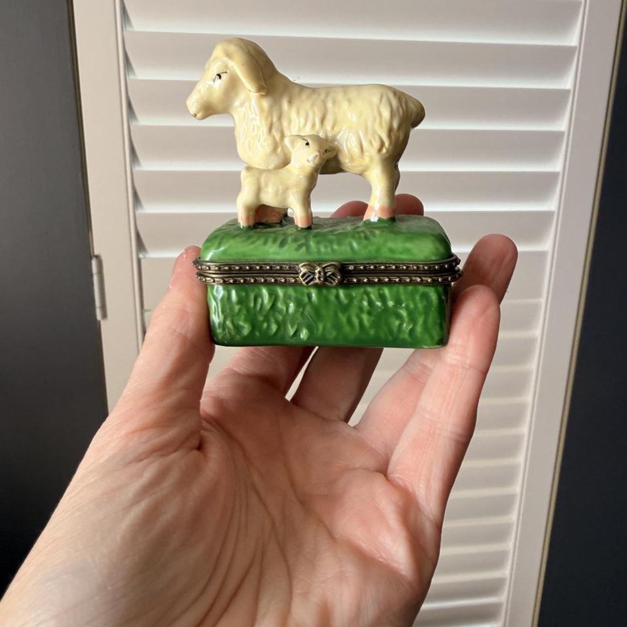 Reclaimed vintage green decor home accesories