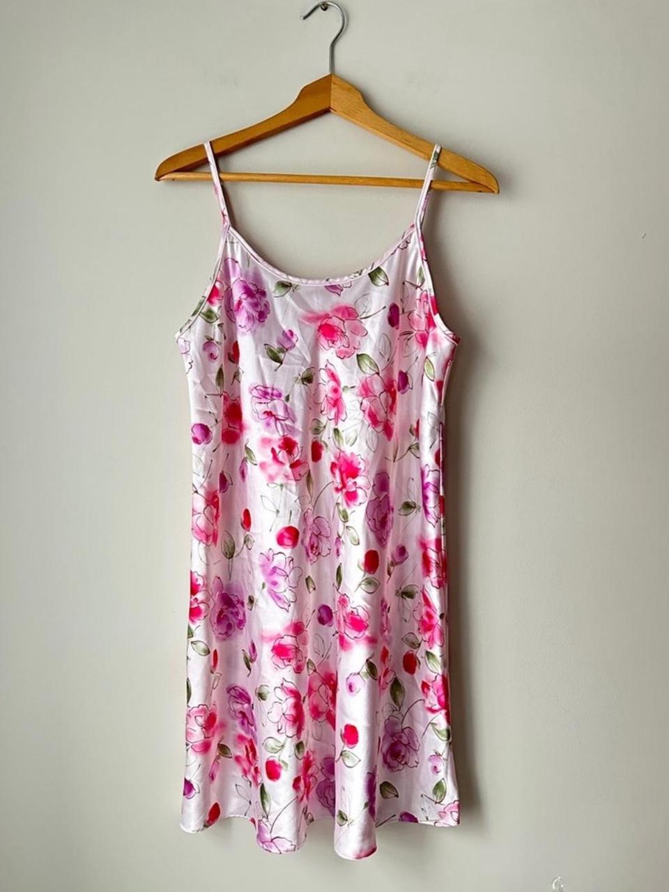 American Apparel Women's Slip Dress Pink/Multi L – Valerie