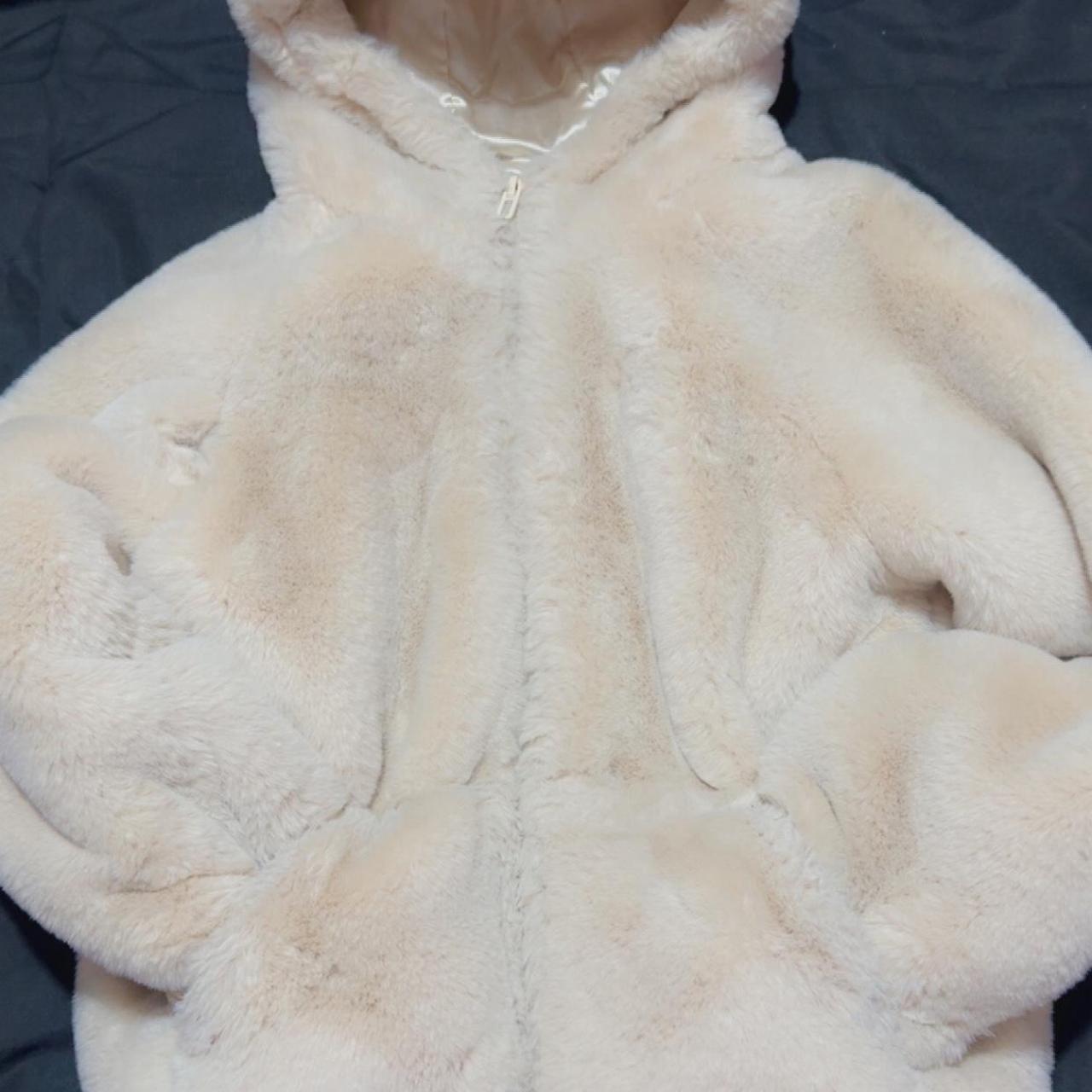 item listed by xmalikaxo22