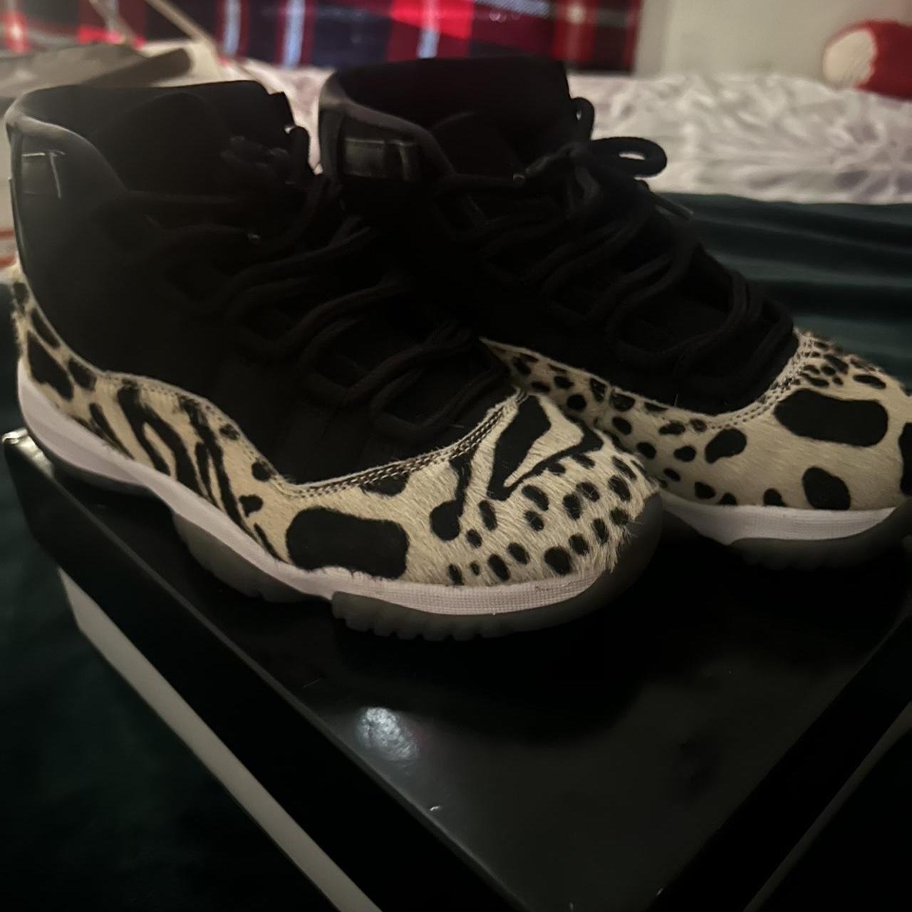 womens cheetah jordans