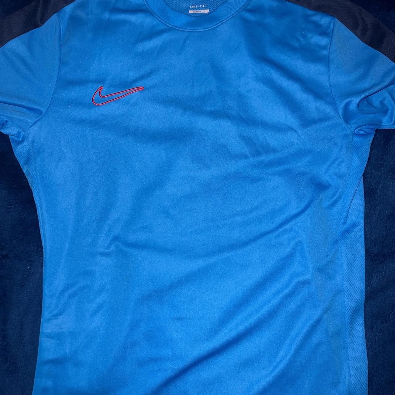 item listed by allymb6775