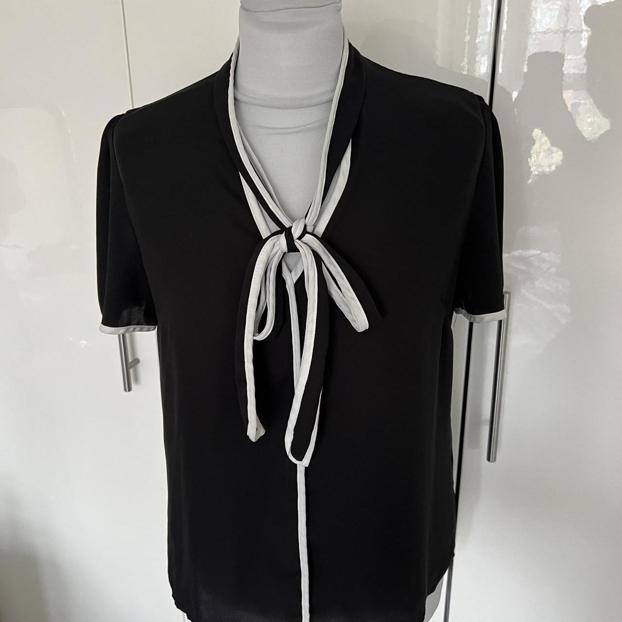 item listed by 3llese