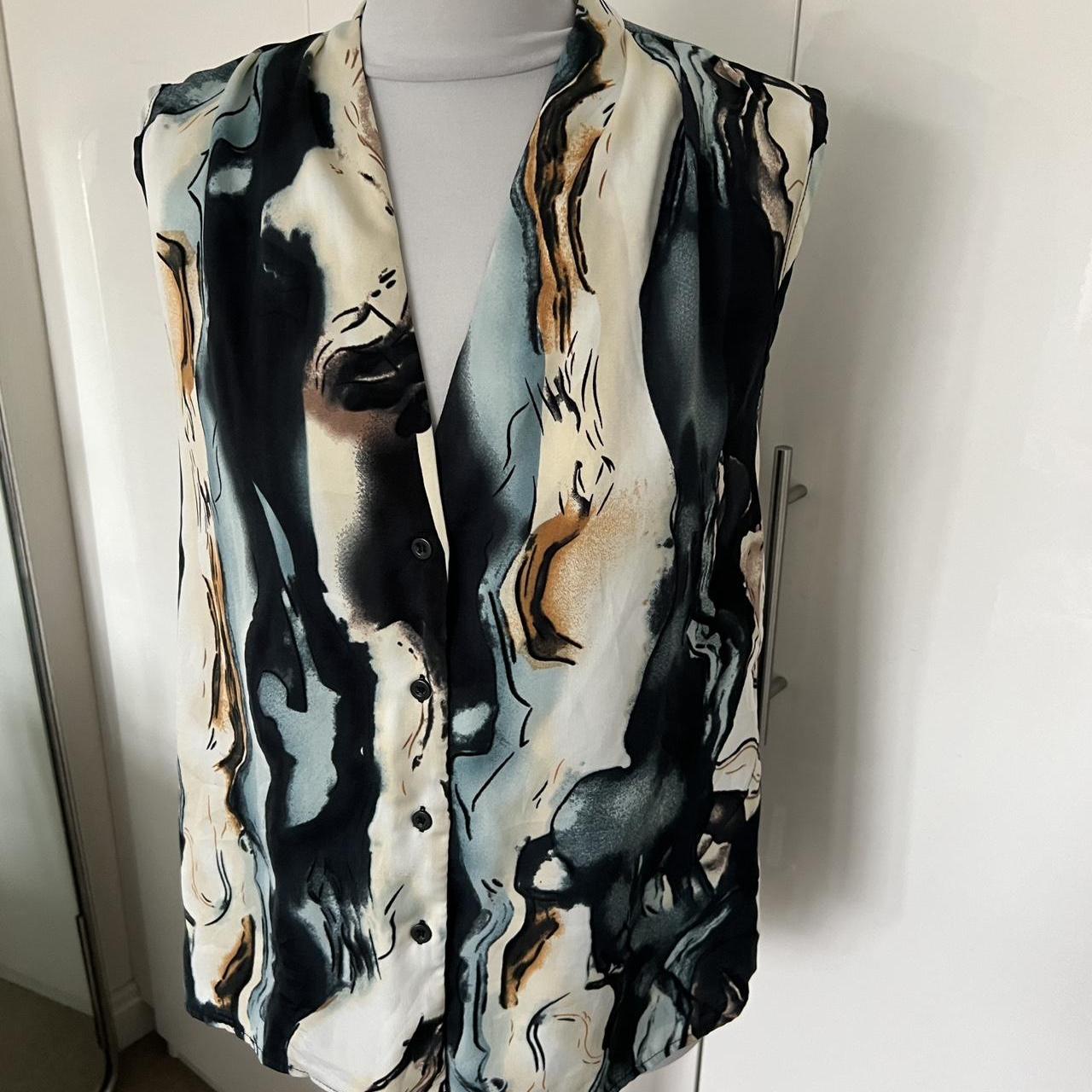 item listed by 3llese
