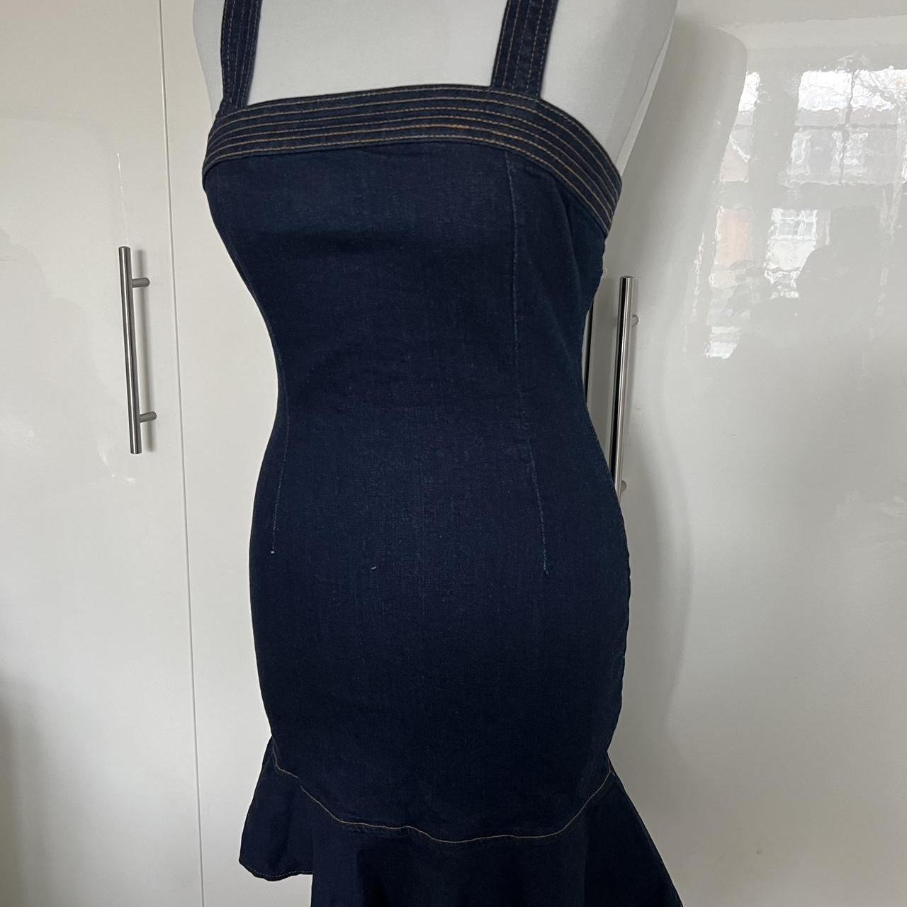 item listed by 3llese