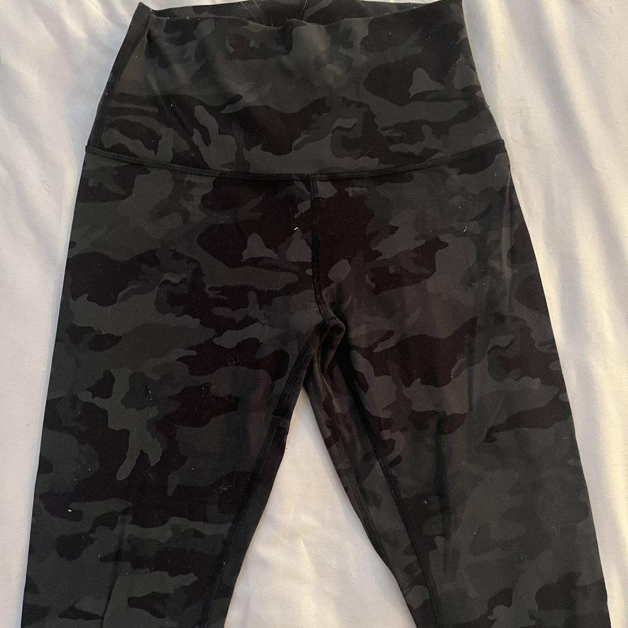 lululemon green camo leggings 23 inch inseam no... - Depop