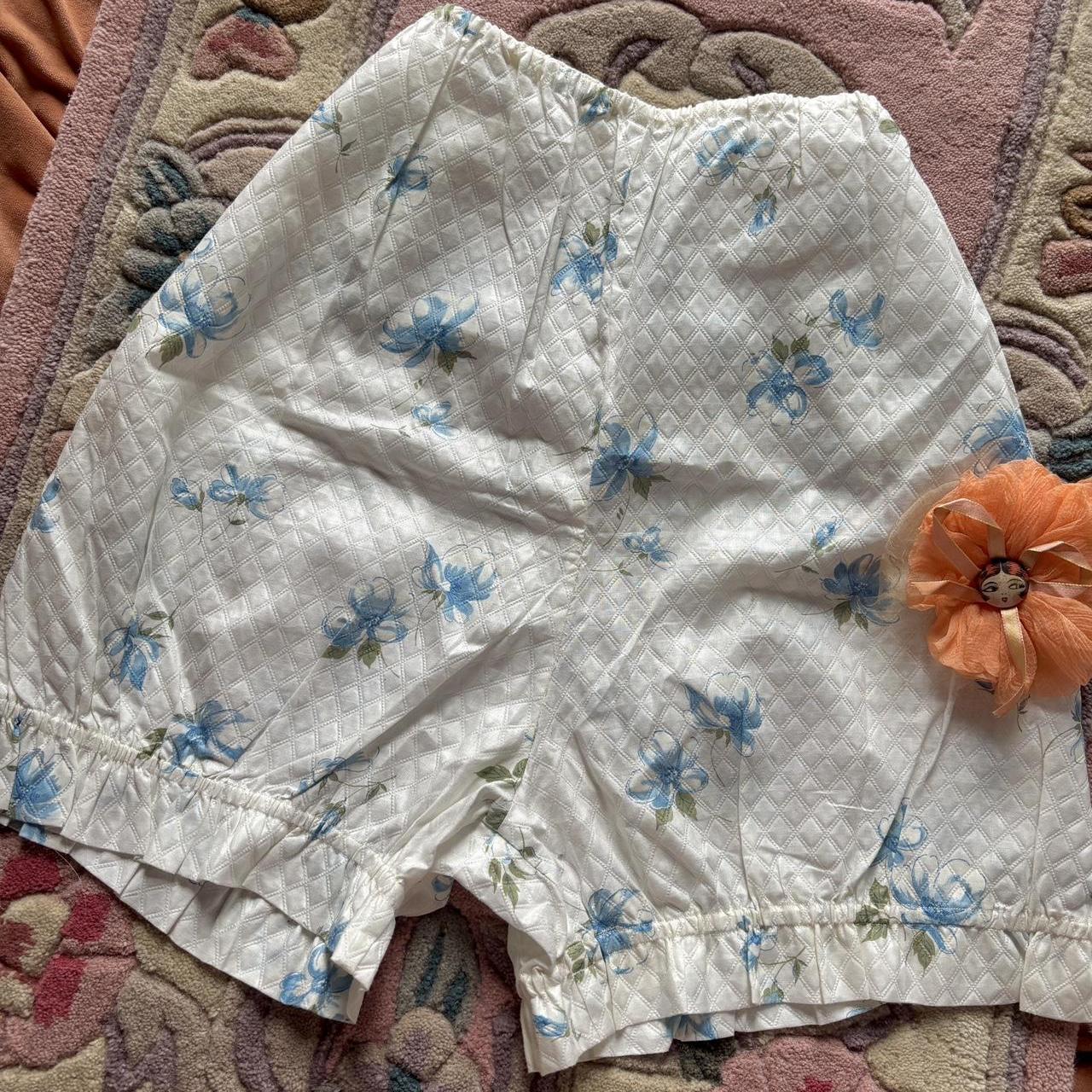 item listed by silkslut