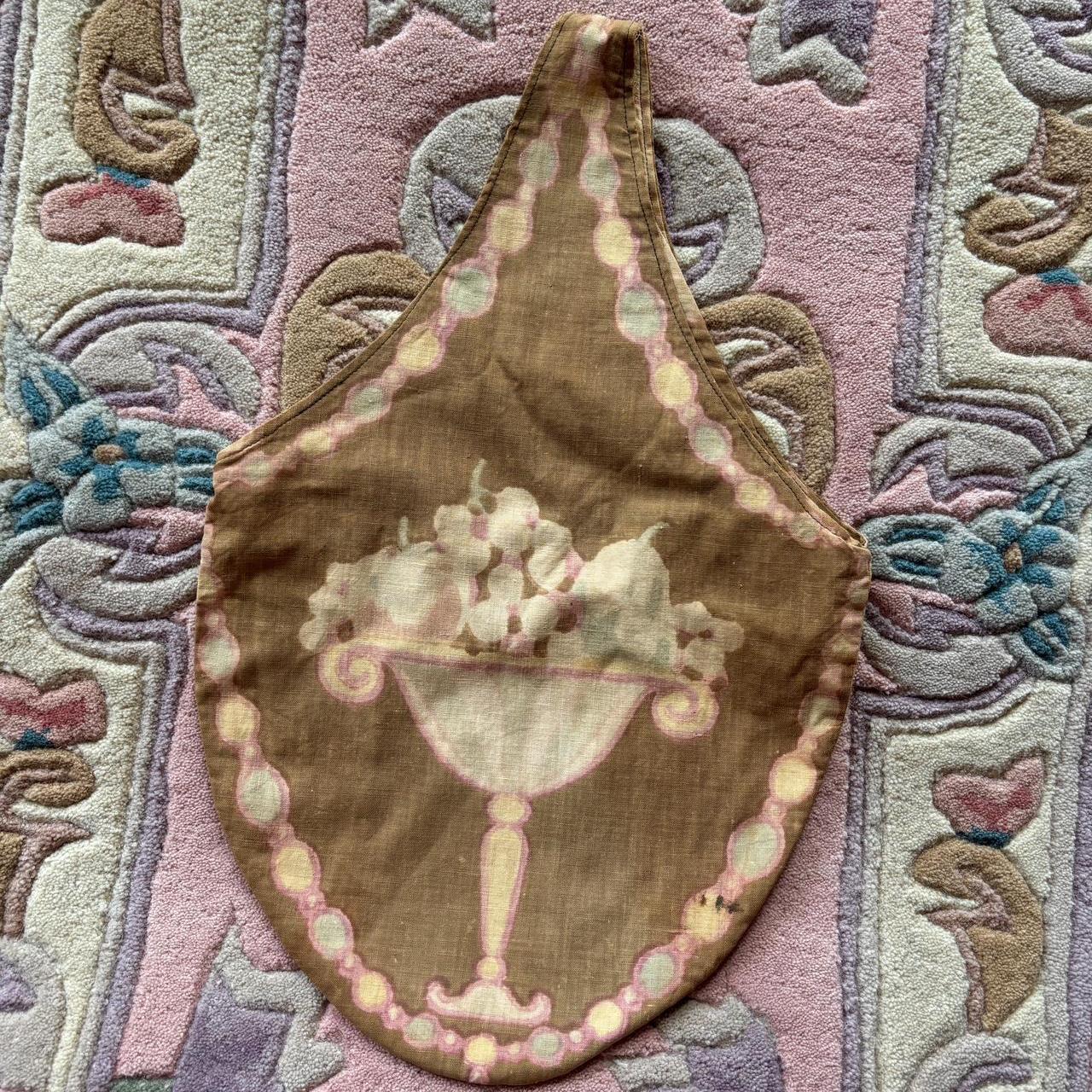 item listed by silkslut