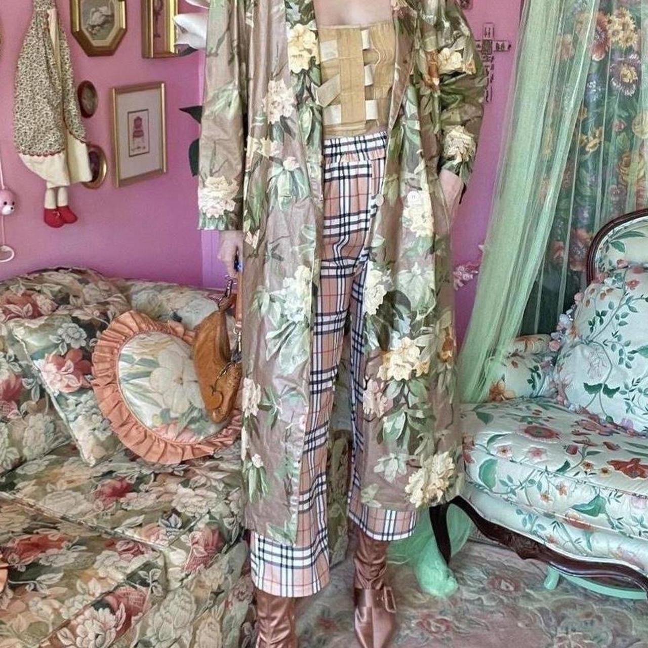 item listed by silkslut
