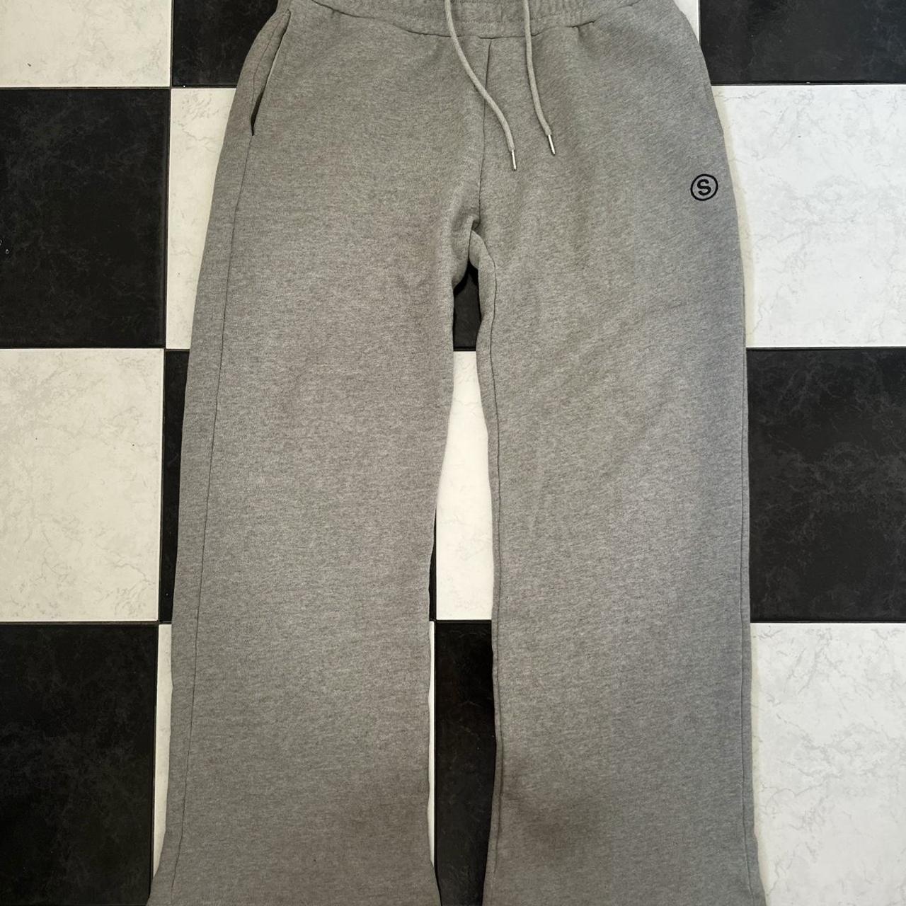 item listed by dismythrowaway