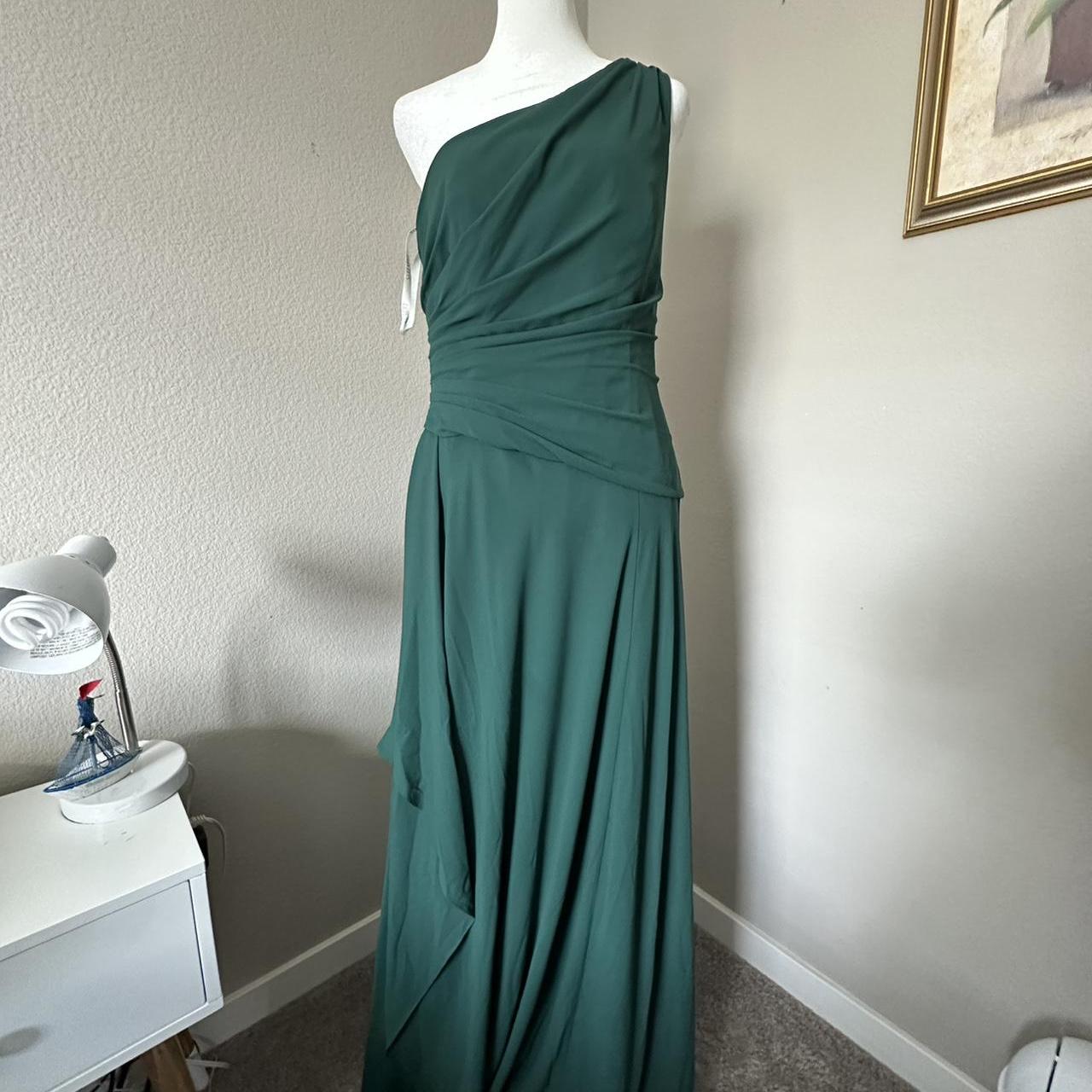 item listed by lolaslikes1