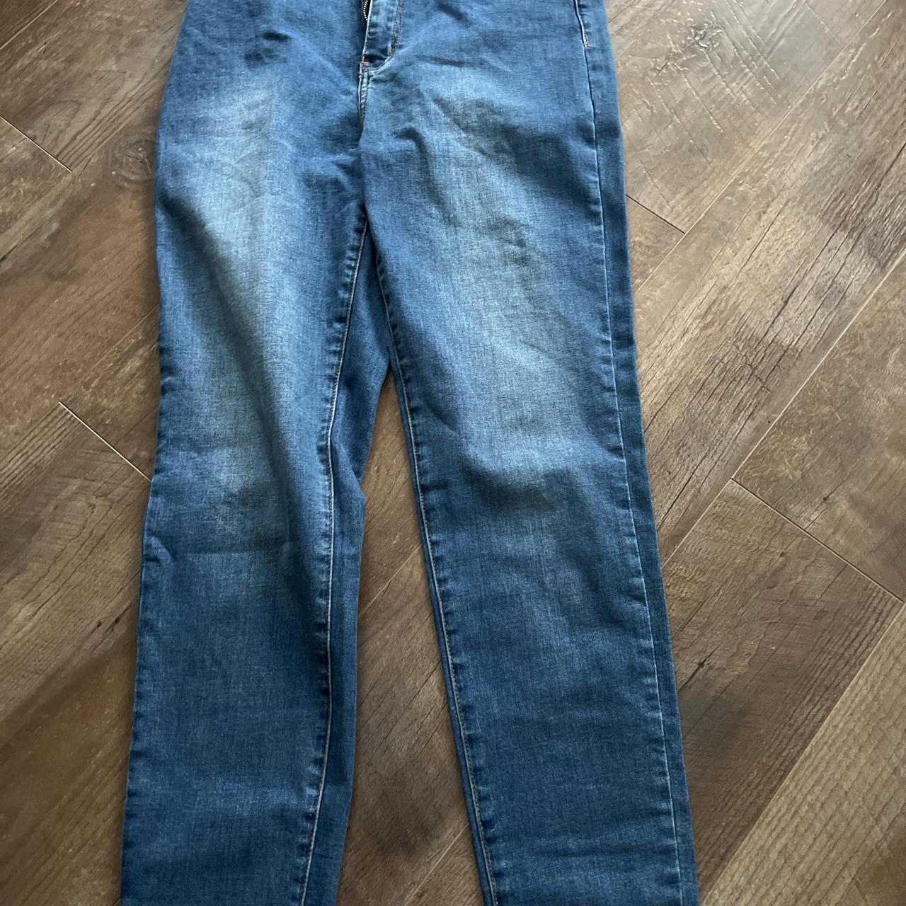 item listed by brenia2u