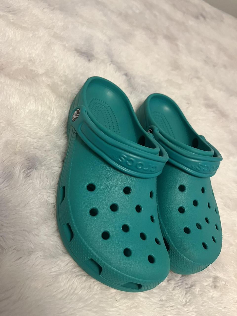 teal crocs womens