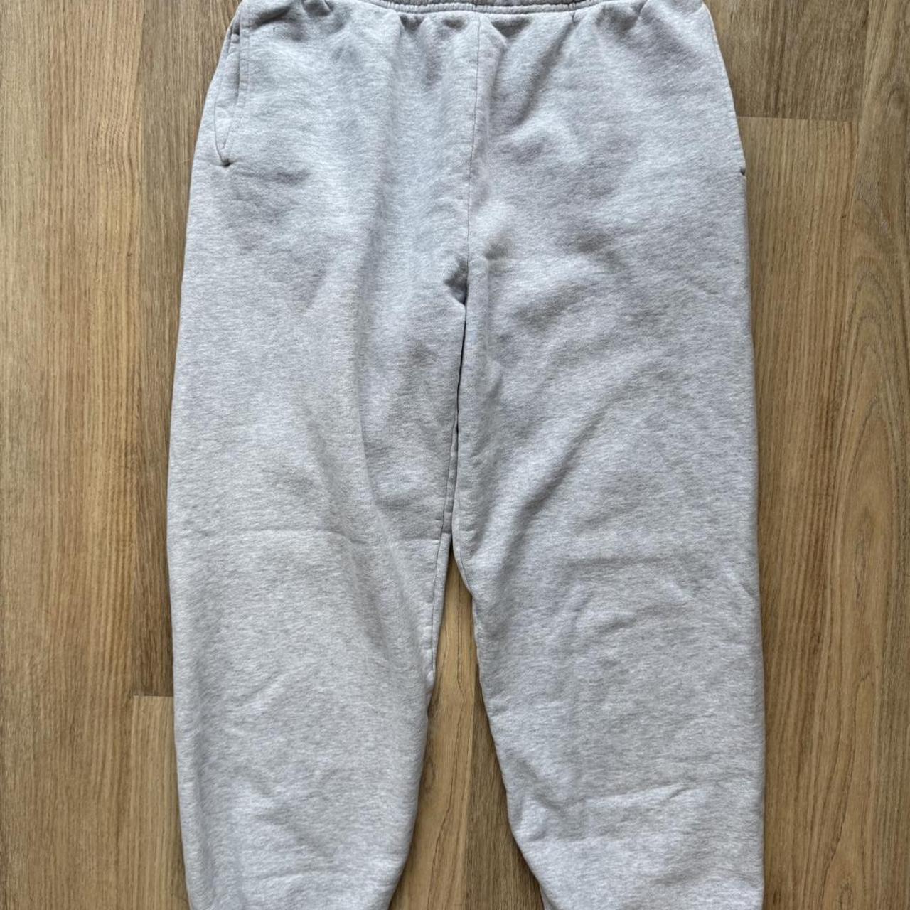 item listed by luisasherwood6