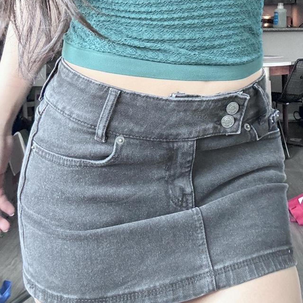 MOTEL ROCKS BLACK DENIM MINI SKIRT 🌸✨,