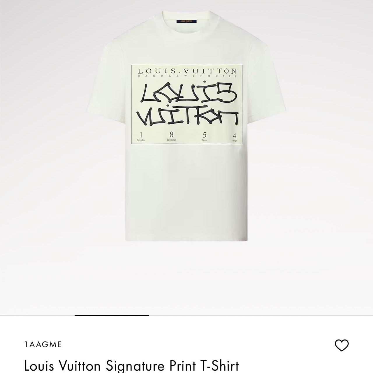 トップス made in ITALY Louis vuitton tops ds Louis Vuitton Signature Print T-Shirt - OBSOLETES DO | Depop
