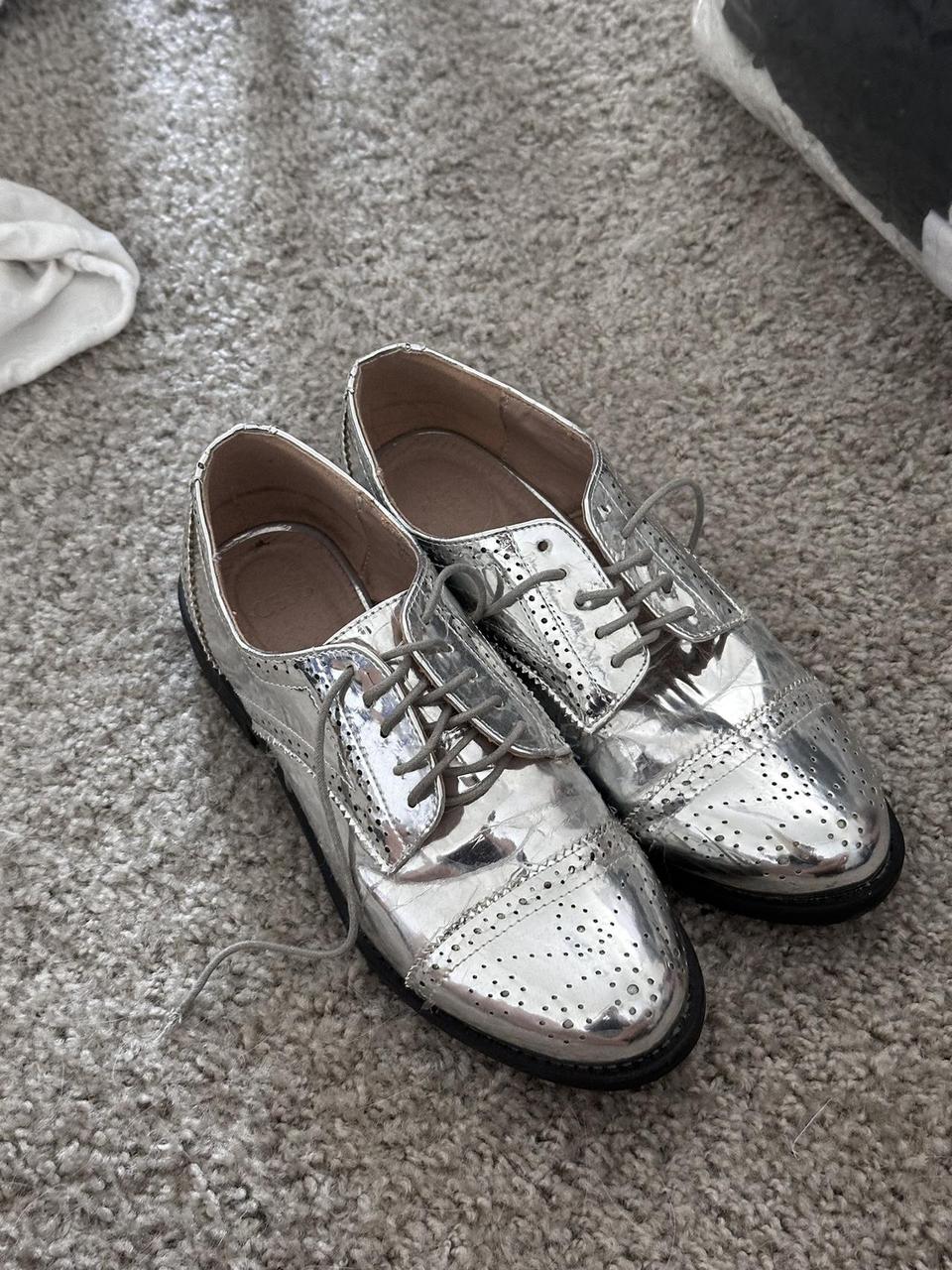 1980s style silver brogues super comfy and nice