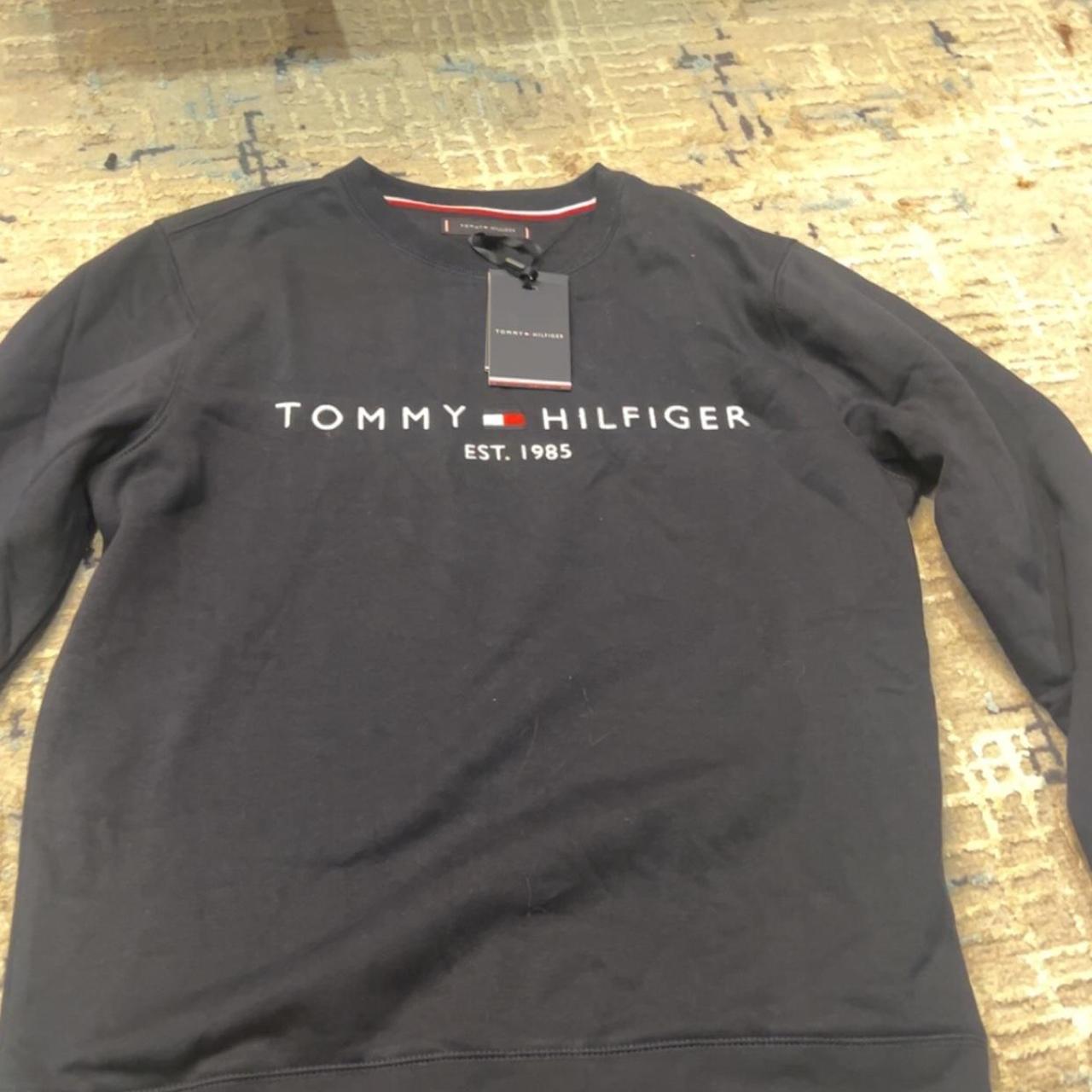 size large Tommy Hilfiger crew neck brand new - Depop