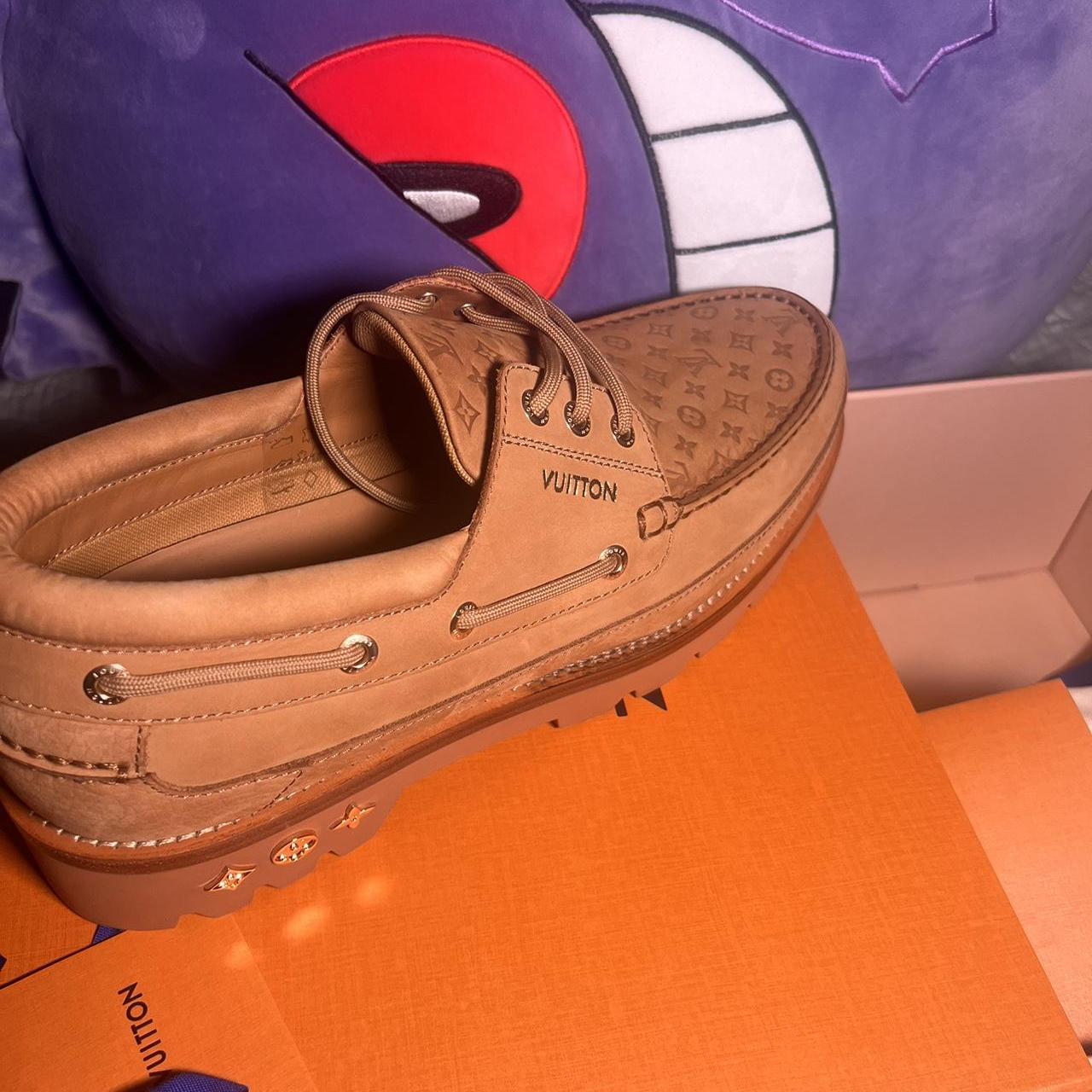 LV Ranger Boat Shoe Size 10 Biege