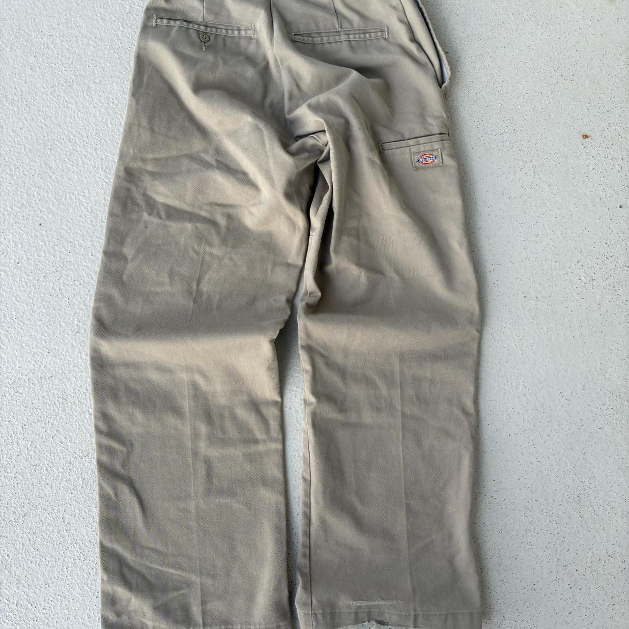 item listed by fastshipping_fashion
