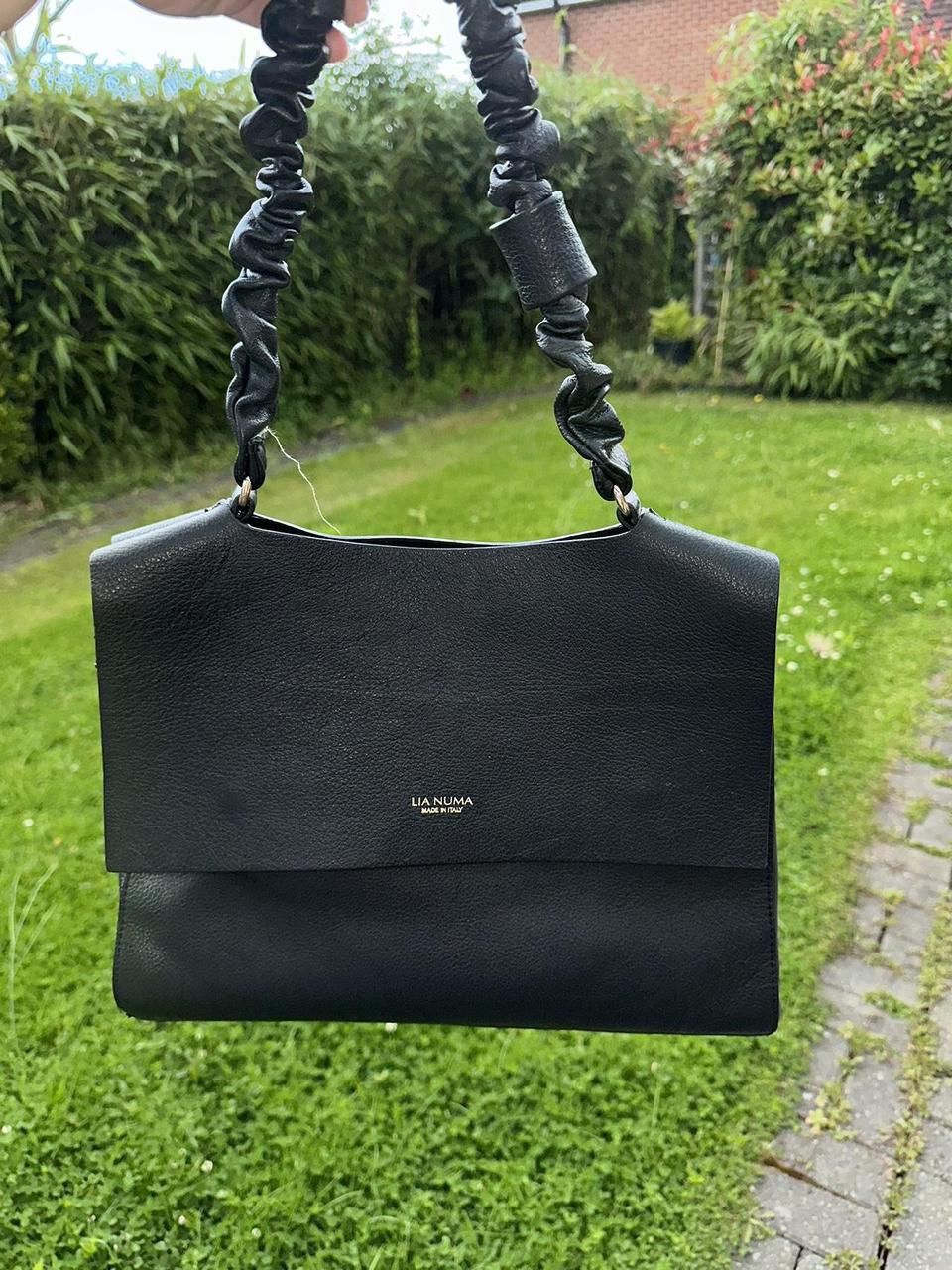 Lia newest Numa Black Bag