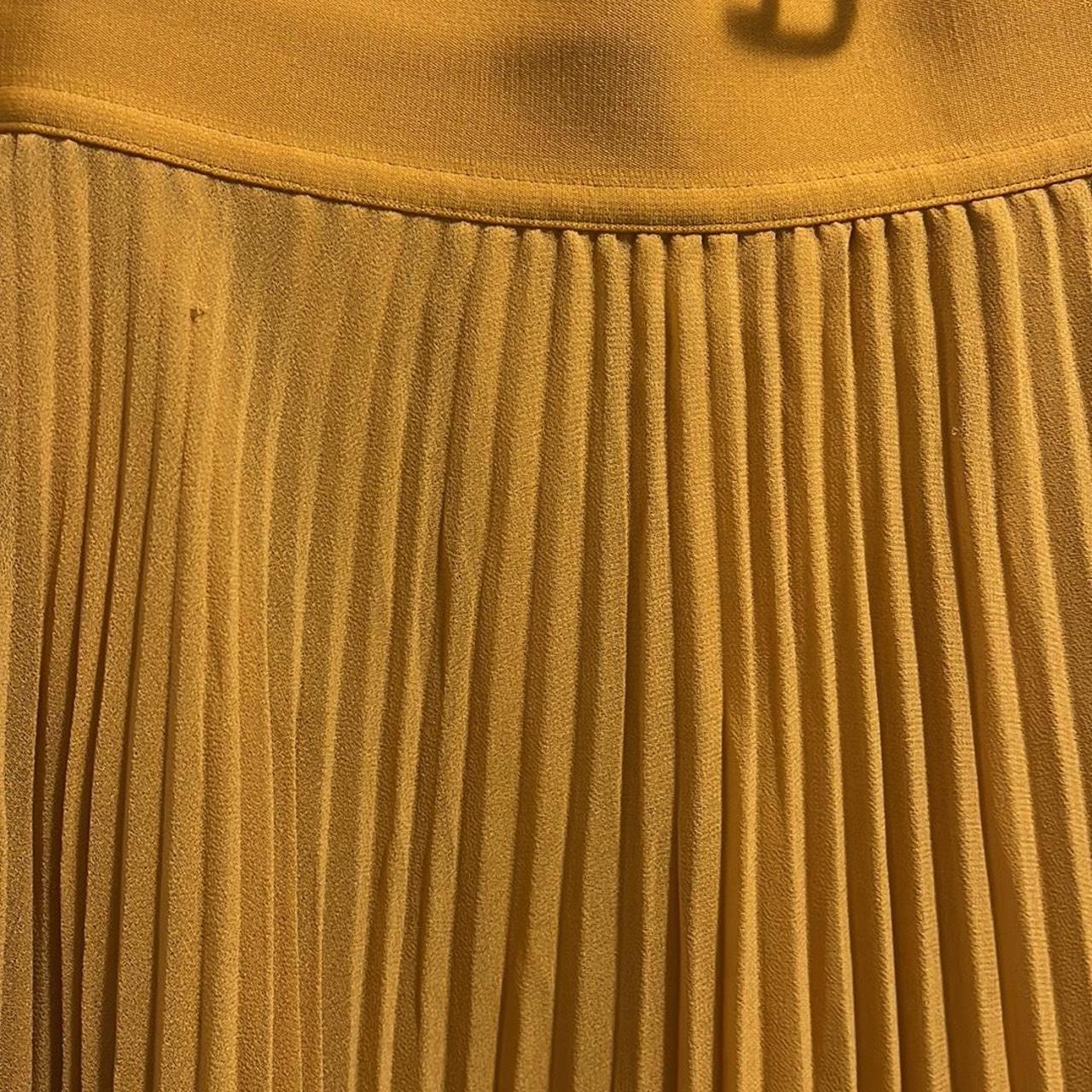 Mustard yellow Aritzia pleated High-rise Depop