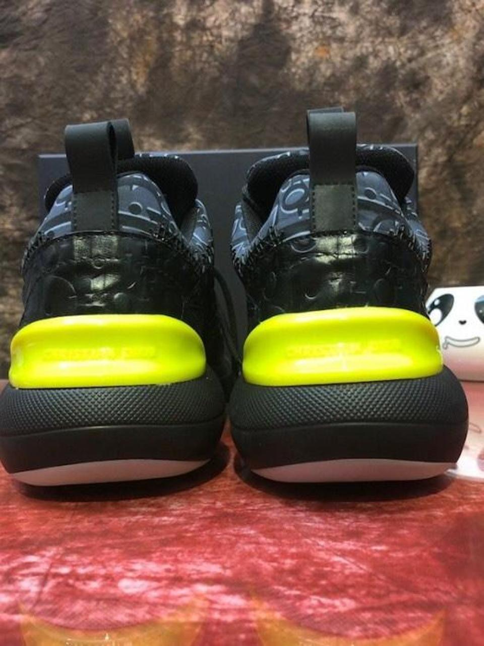 b24 sneaker white dior oblique canvas