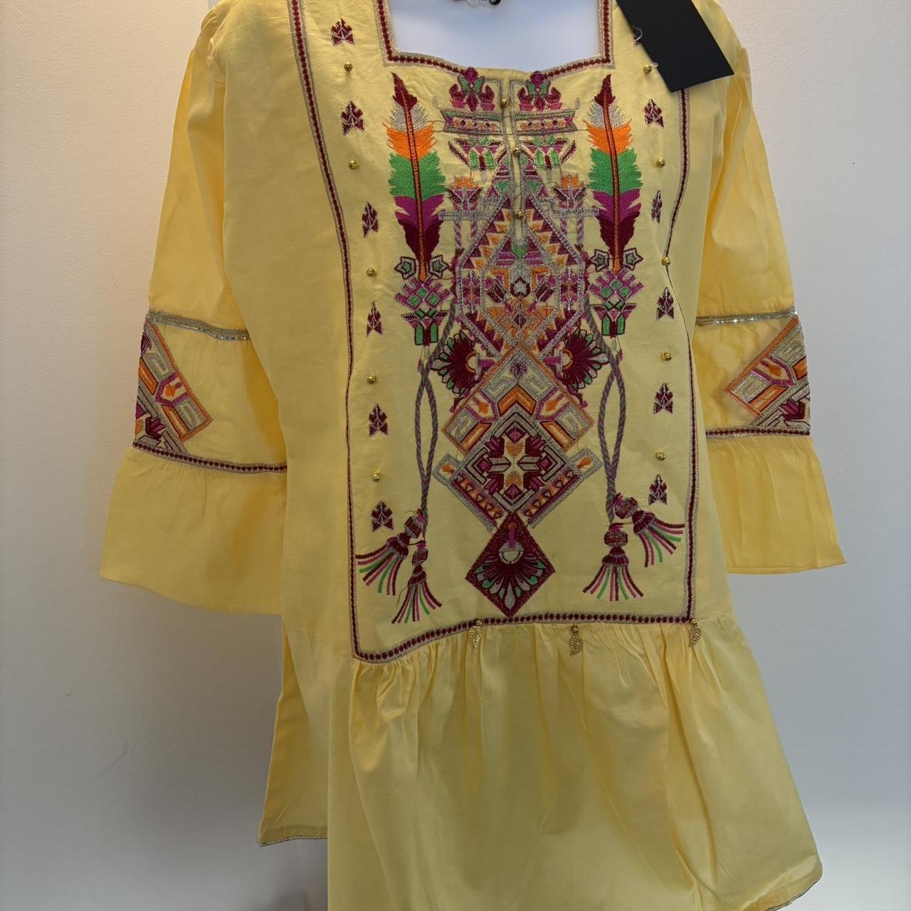 item listed by fashion_precious