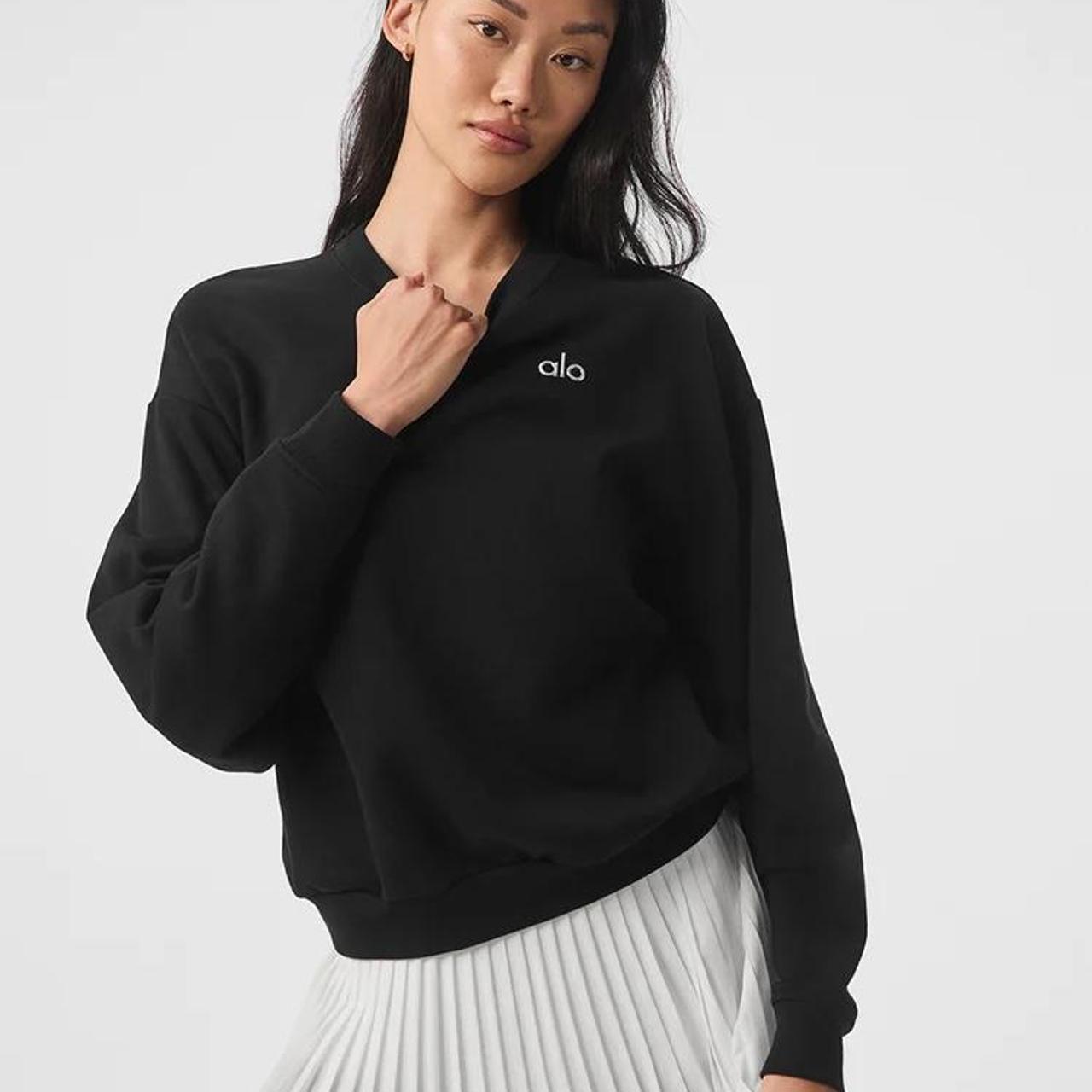 alo ブラック クルーネックスウェット Accolade Crew Neck Pullover - Black | ALO