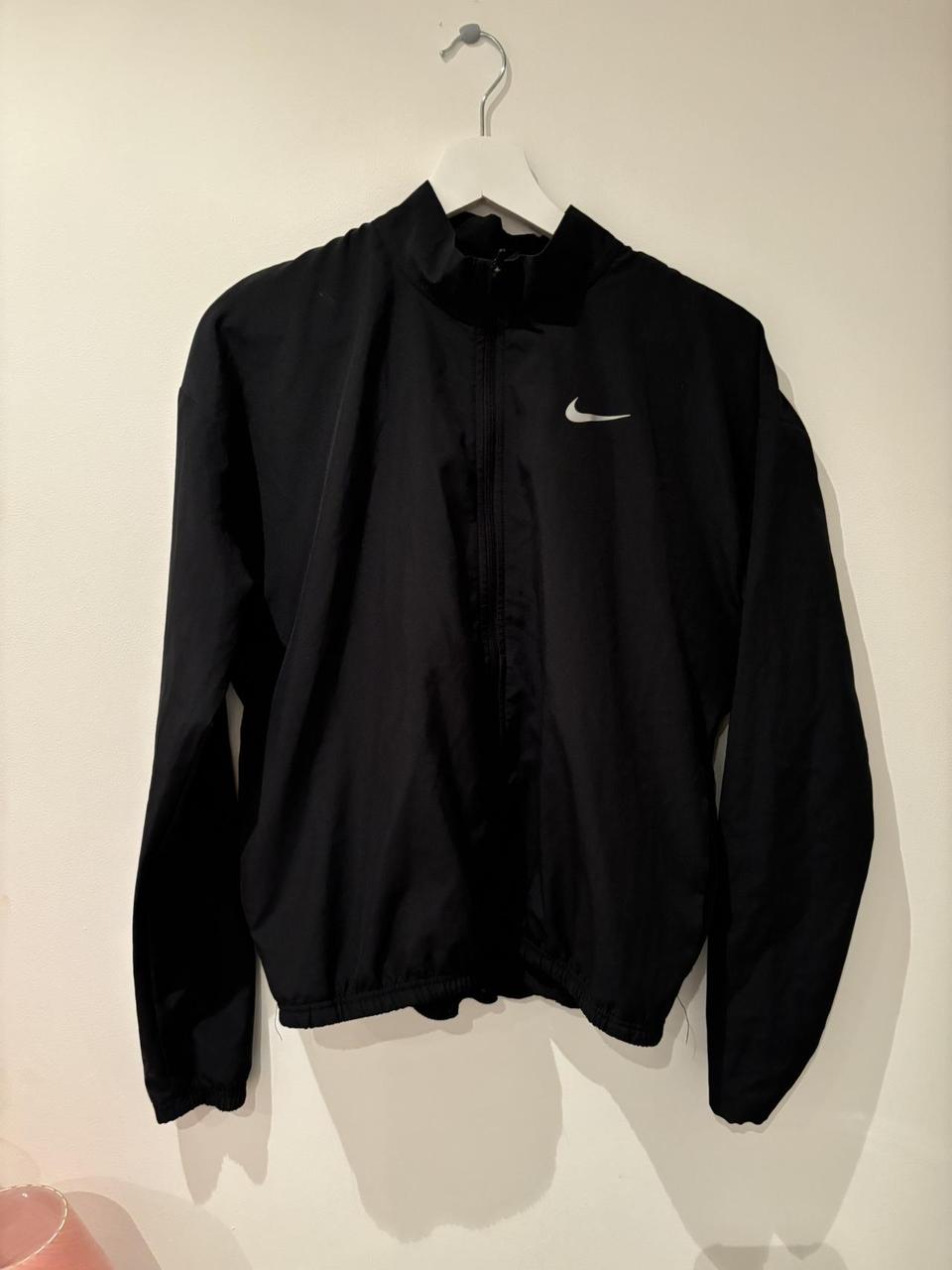 Nike Running jacket - Depop