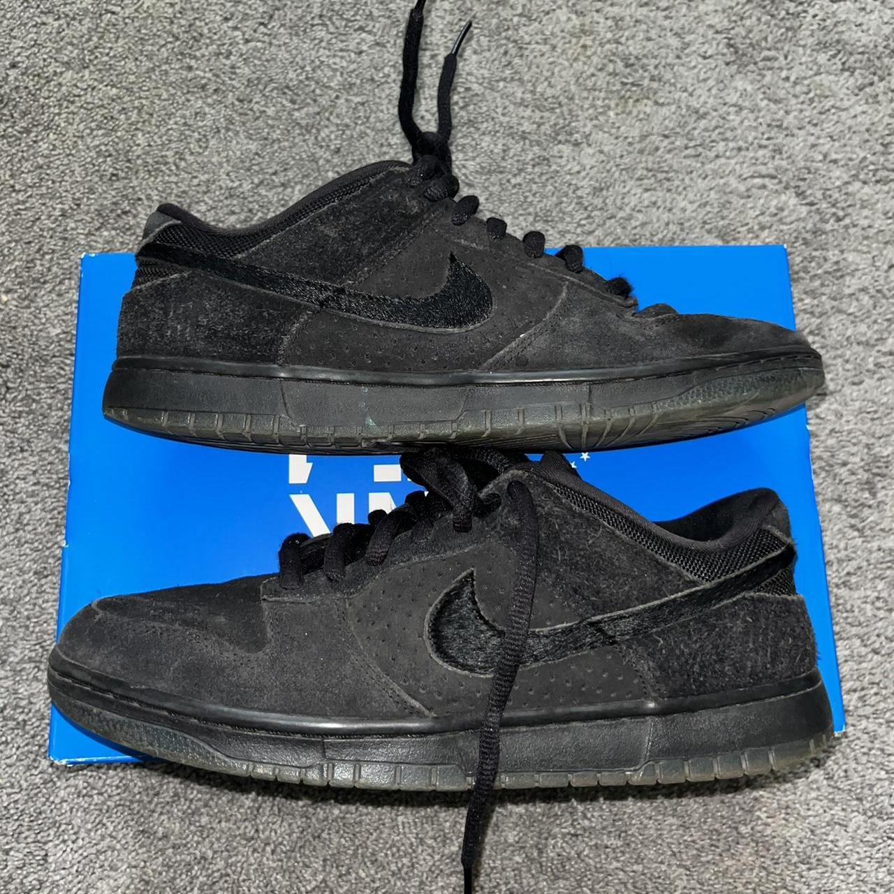 sb dunk undefeated black