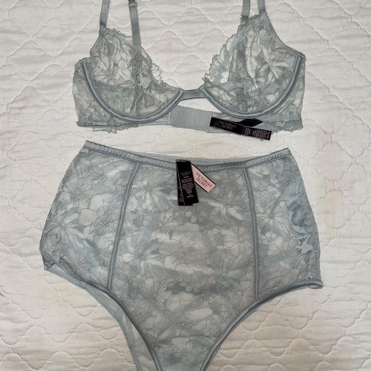 item listed by kenziexocloset