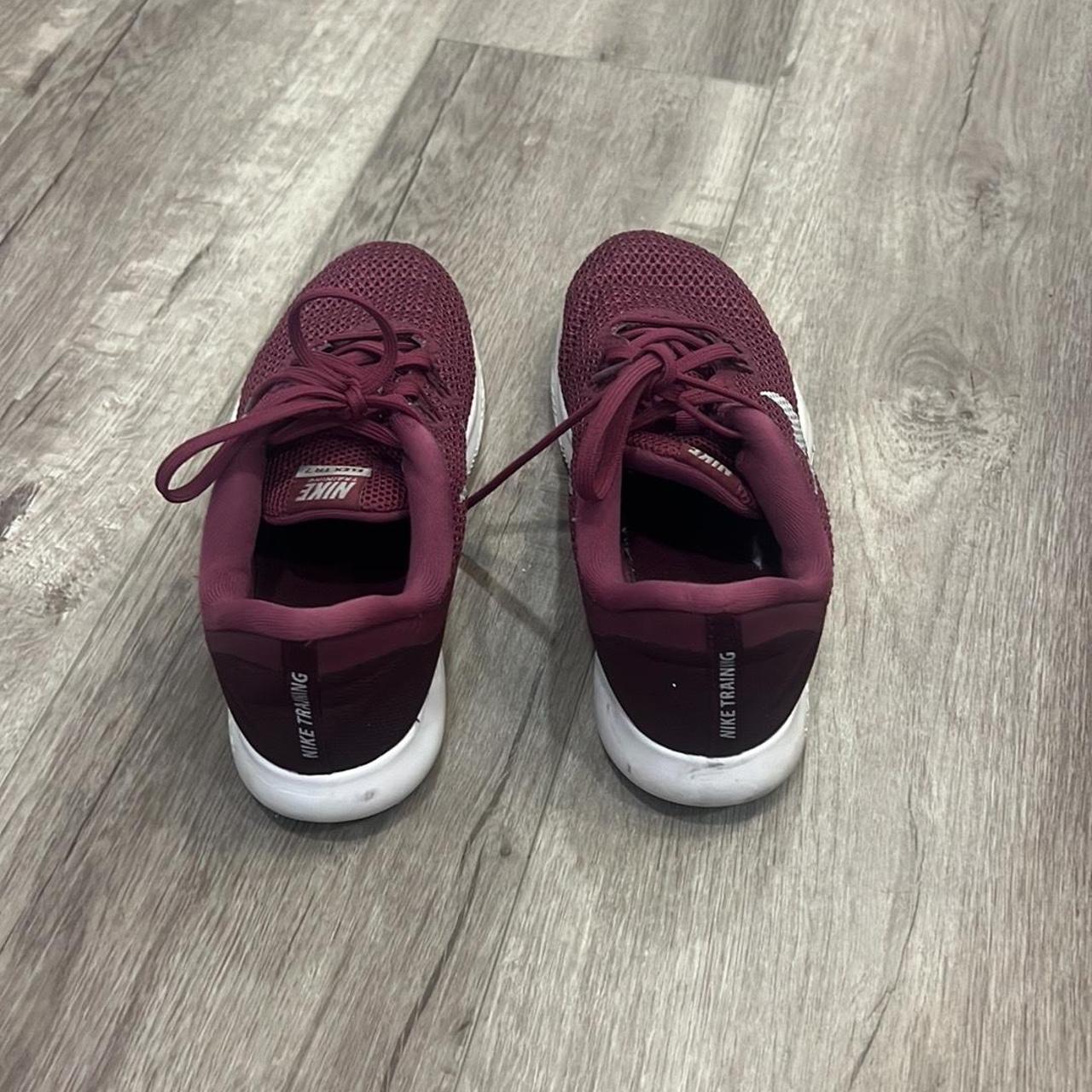 maroon nike trainers womens
