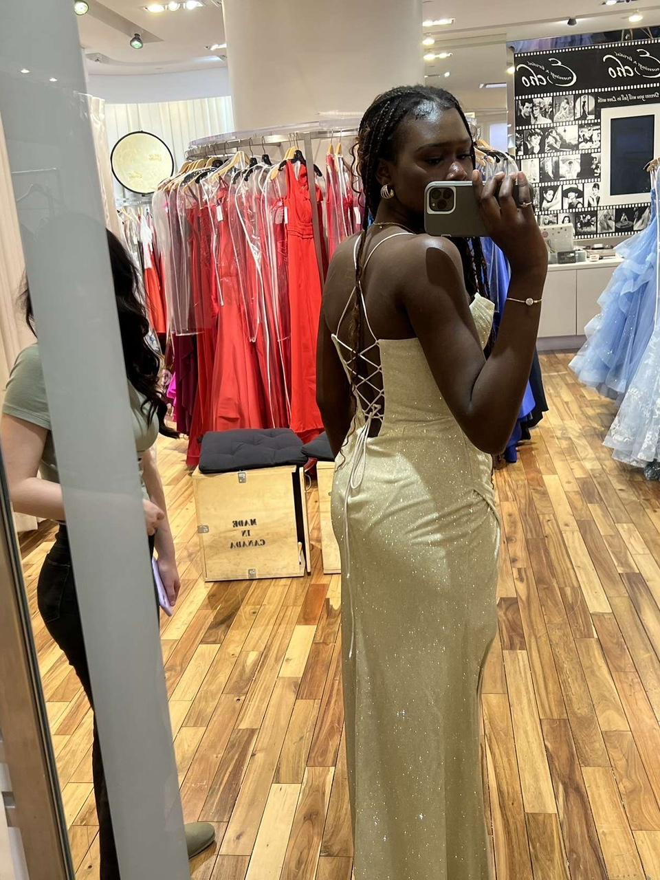 Prom dress only worn twice brought for 465 size 6