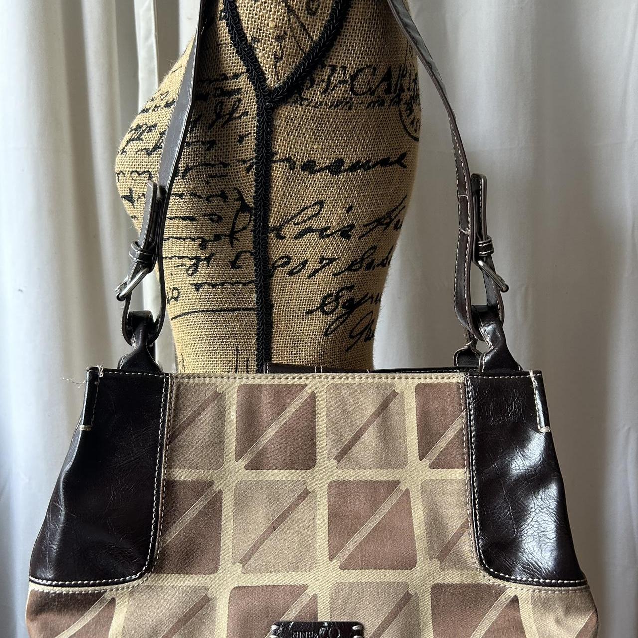 item listed by love4annaa
