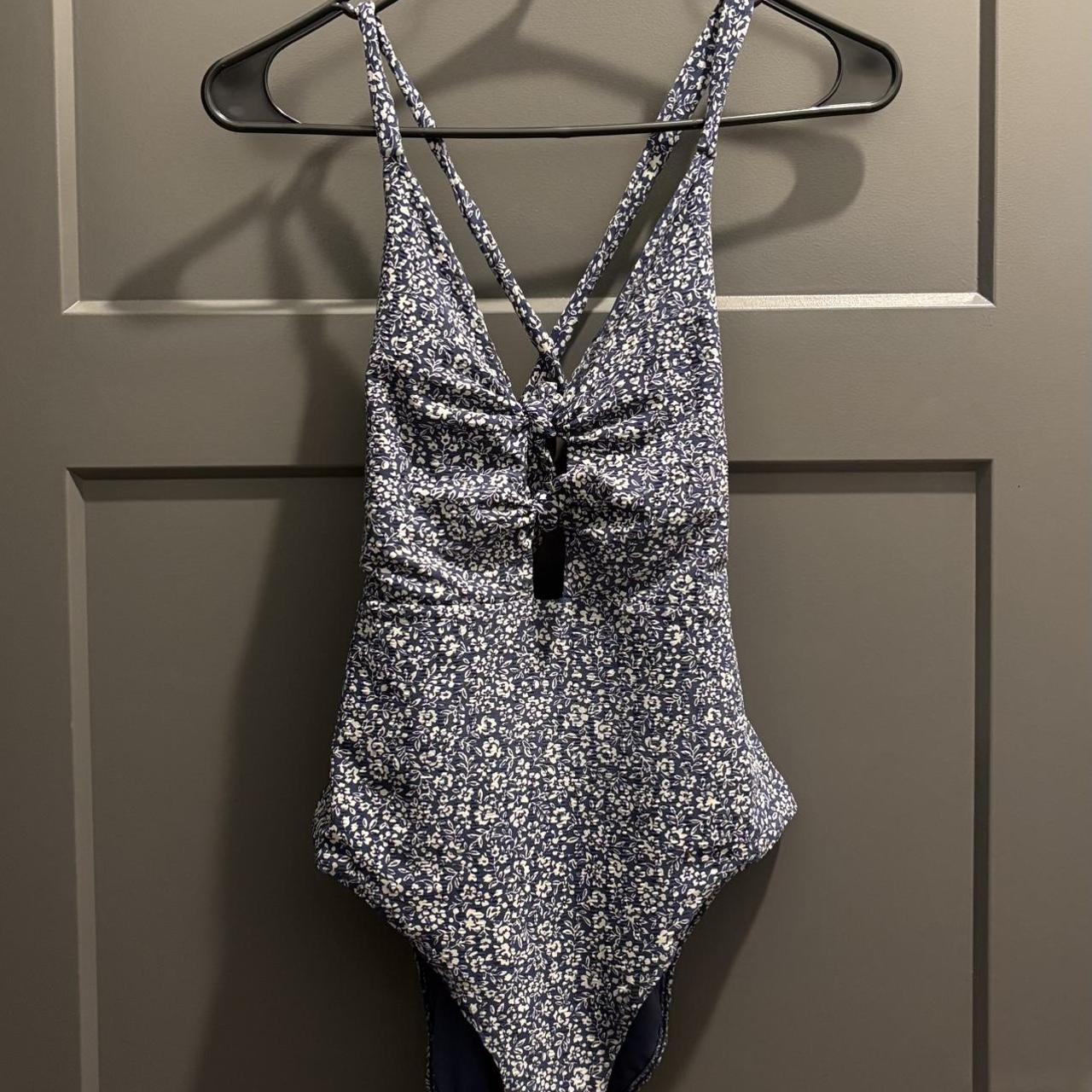 item listed by moneyandtea