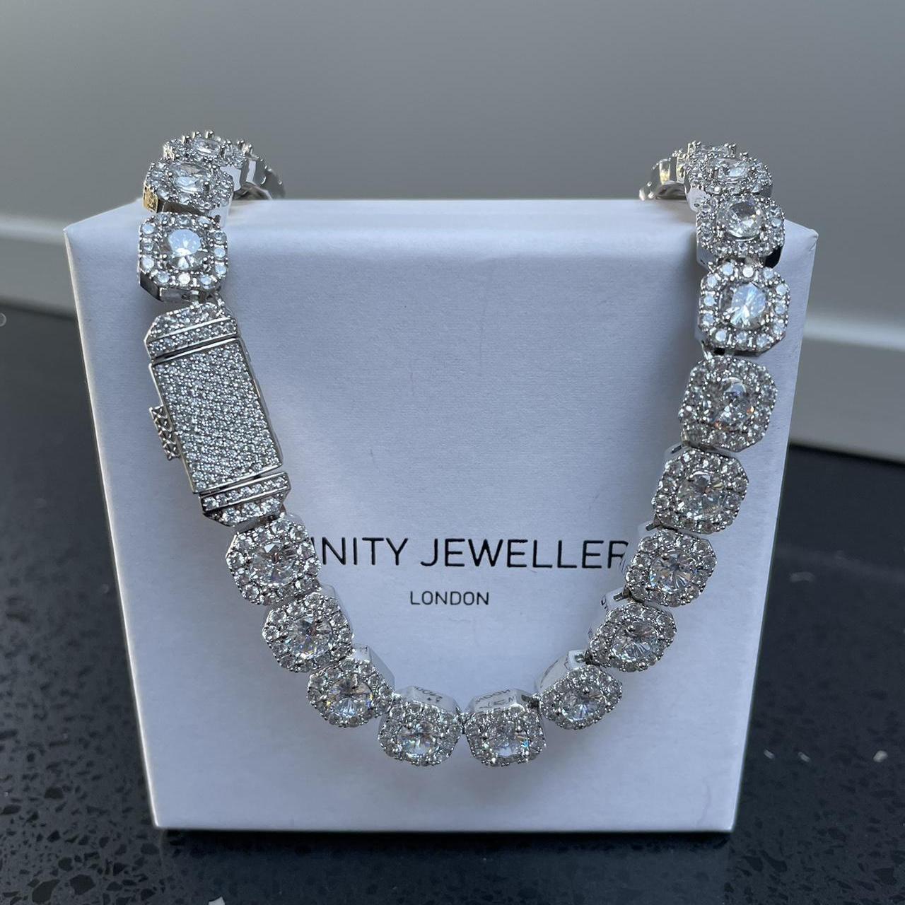 item listed by icedoutlondon