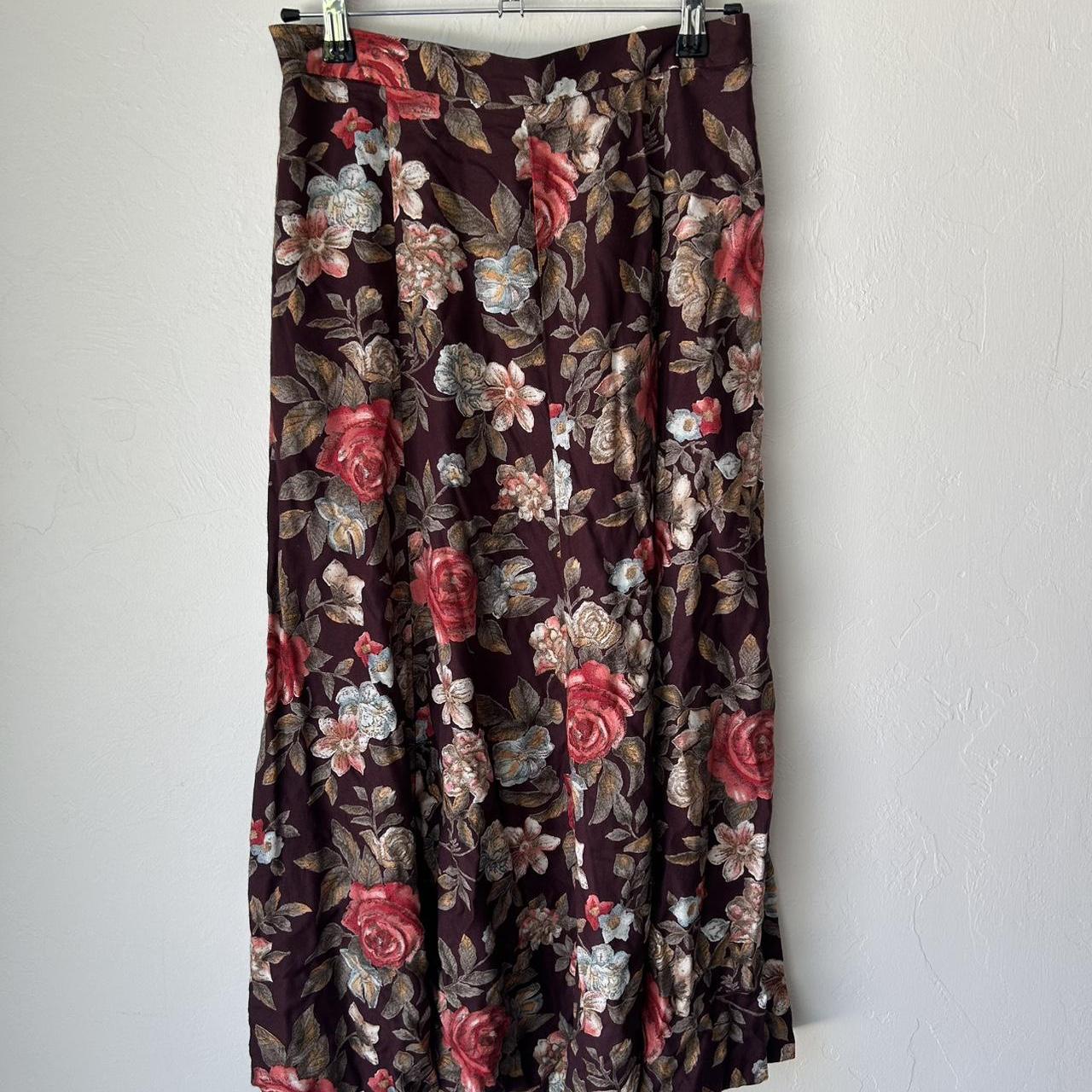 item listed by sparrowvintage_