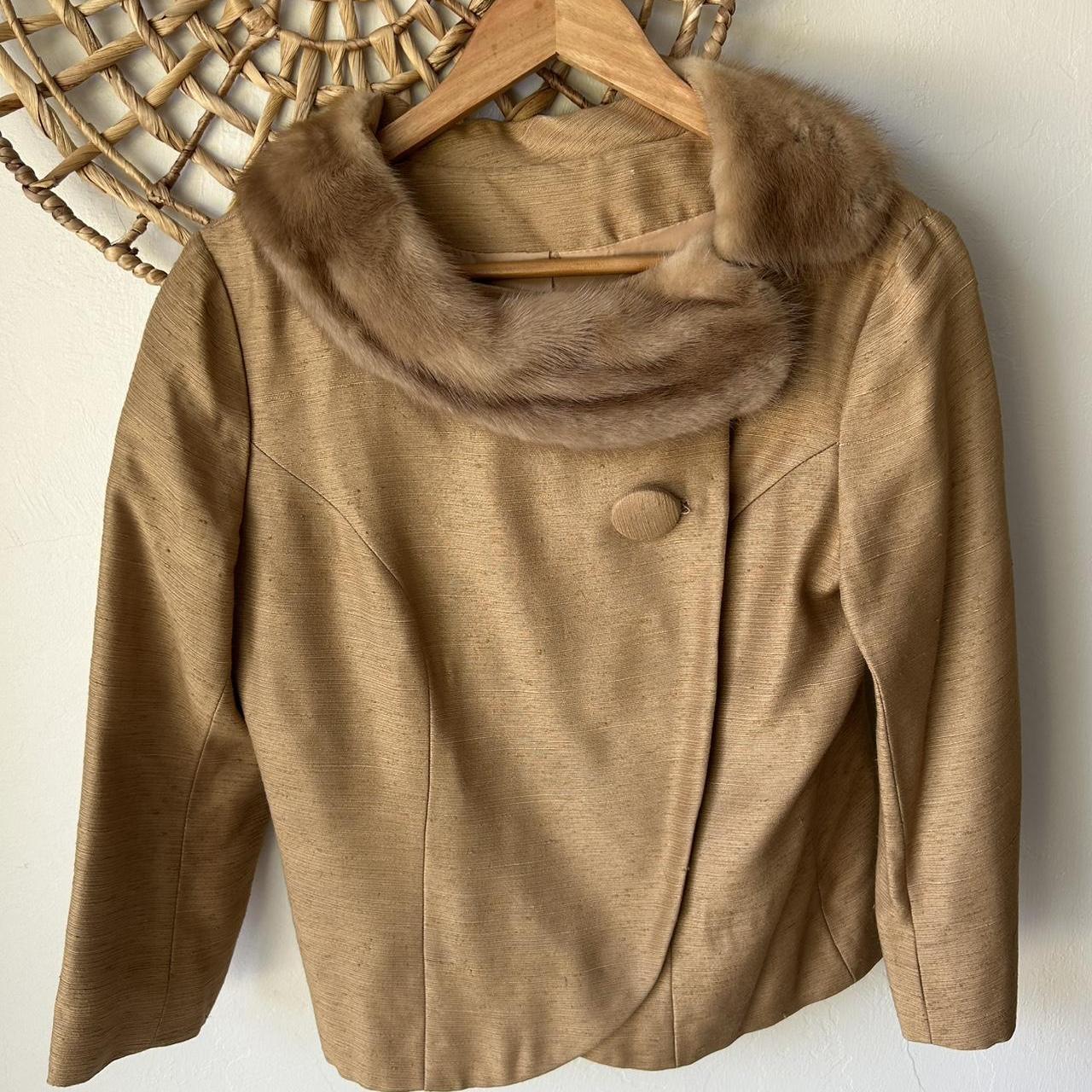item listed by sparrowvintage_