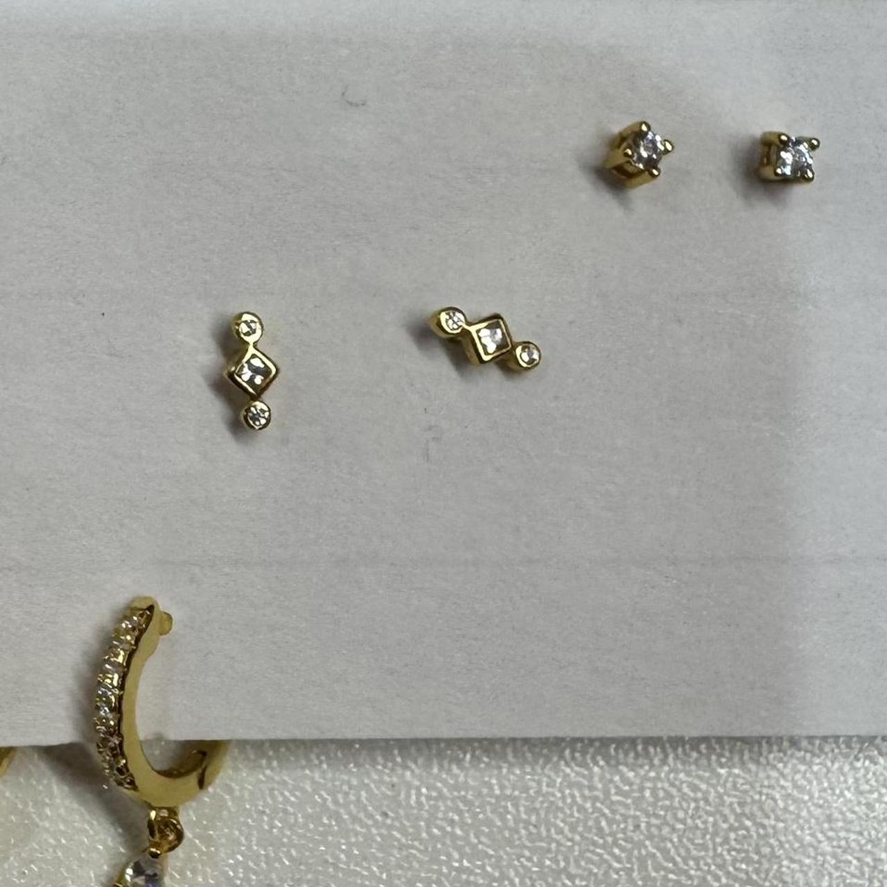 item listed by moredee