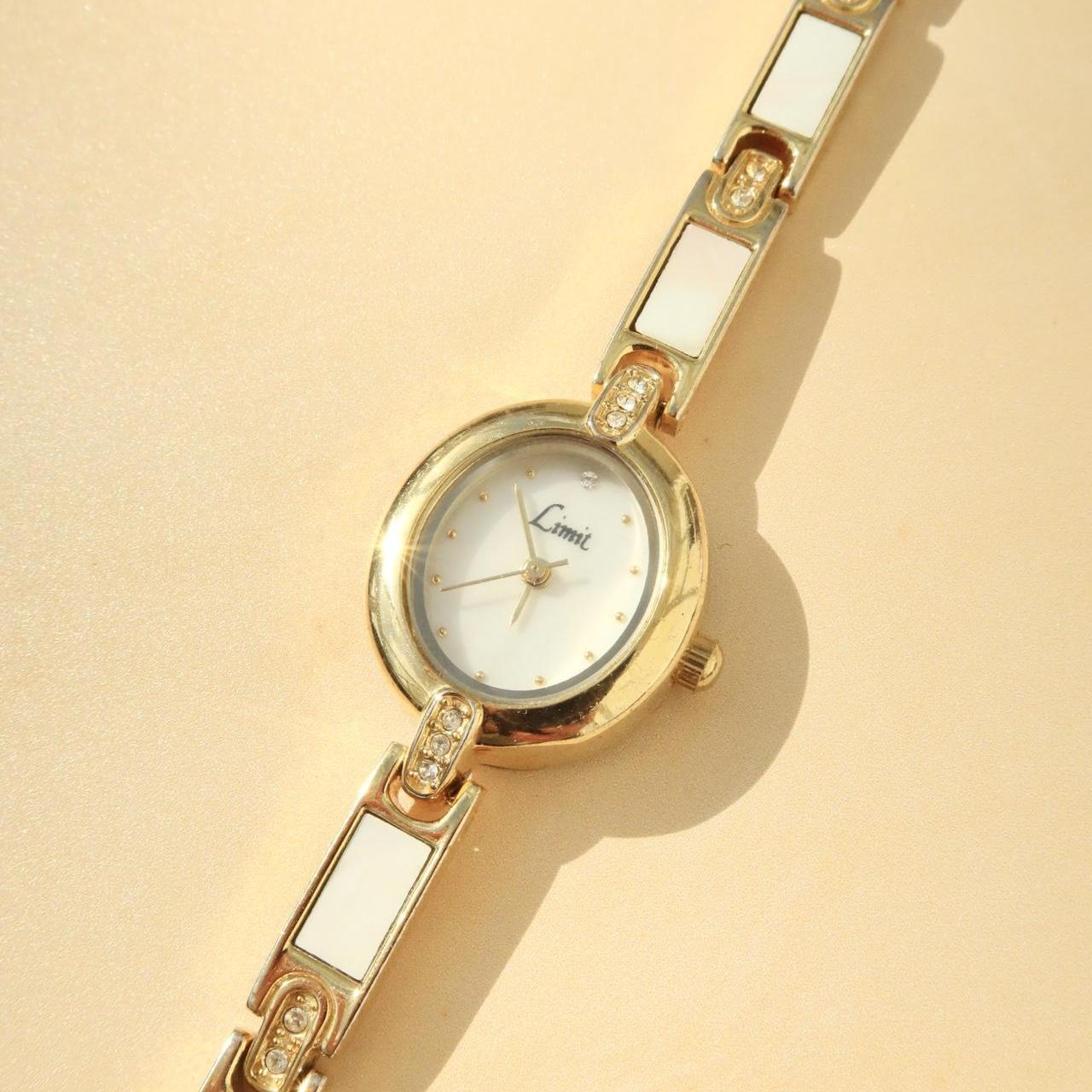 item listed by timelesstouch