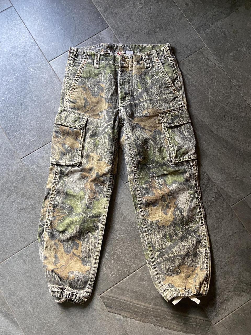 Supreme tree camo pants online