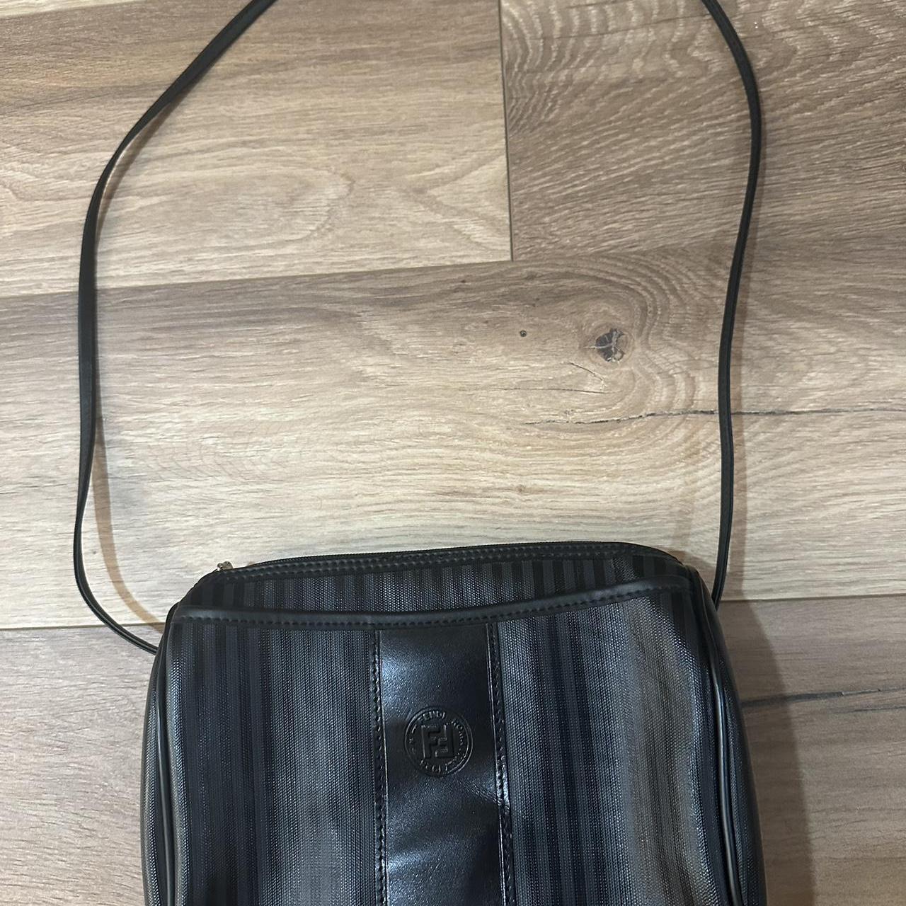 item listed by spaarklejumpropequeen