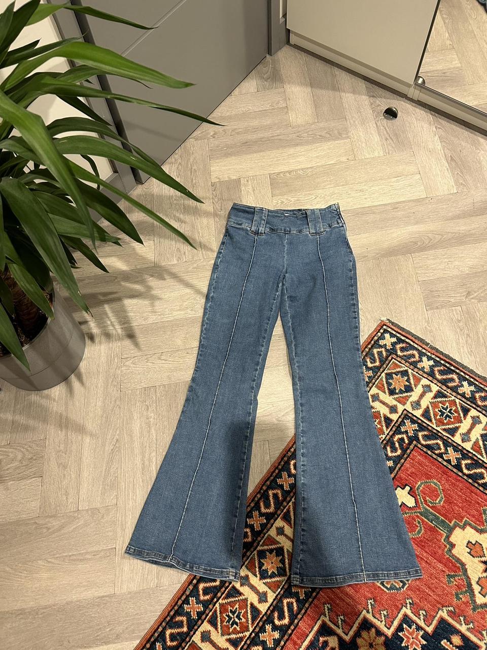 BDG BOOTCUT FLARE LOW WAISTED JEANS// SUPER... - Depop