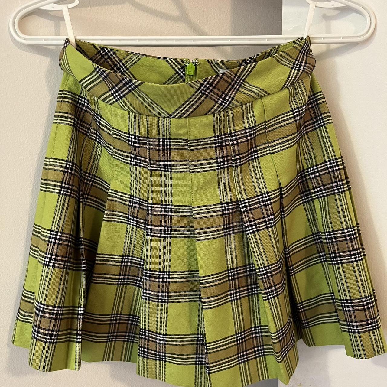 Sunday best neon green pleated plaid