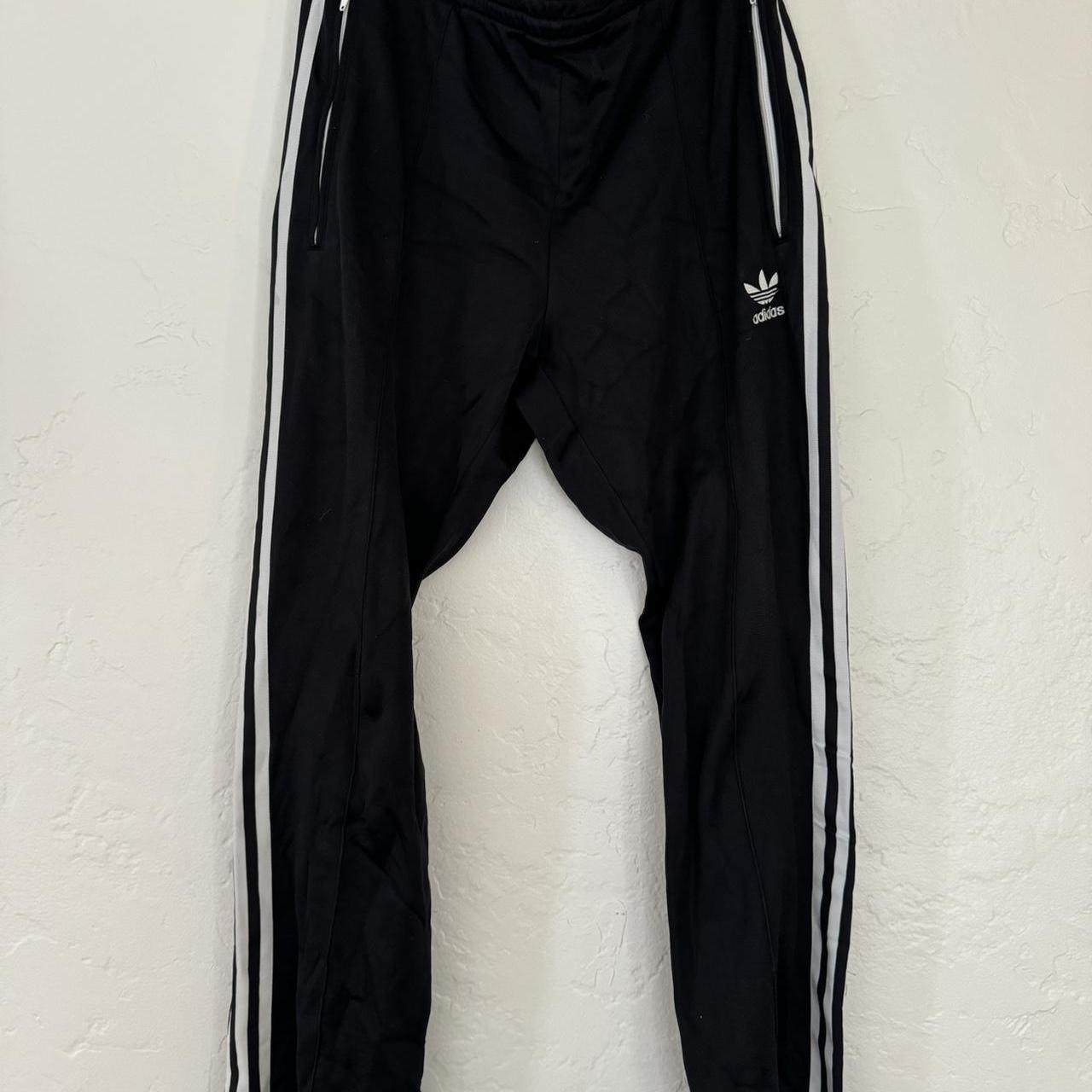item listed by grayblack