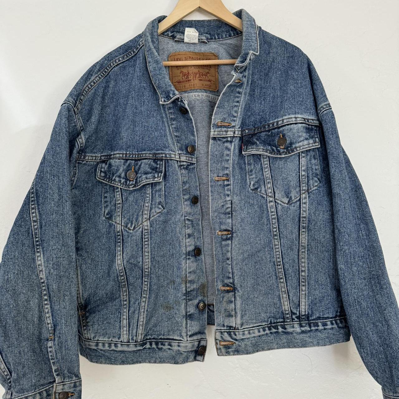 item listed by grayblack